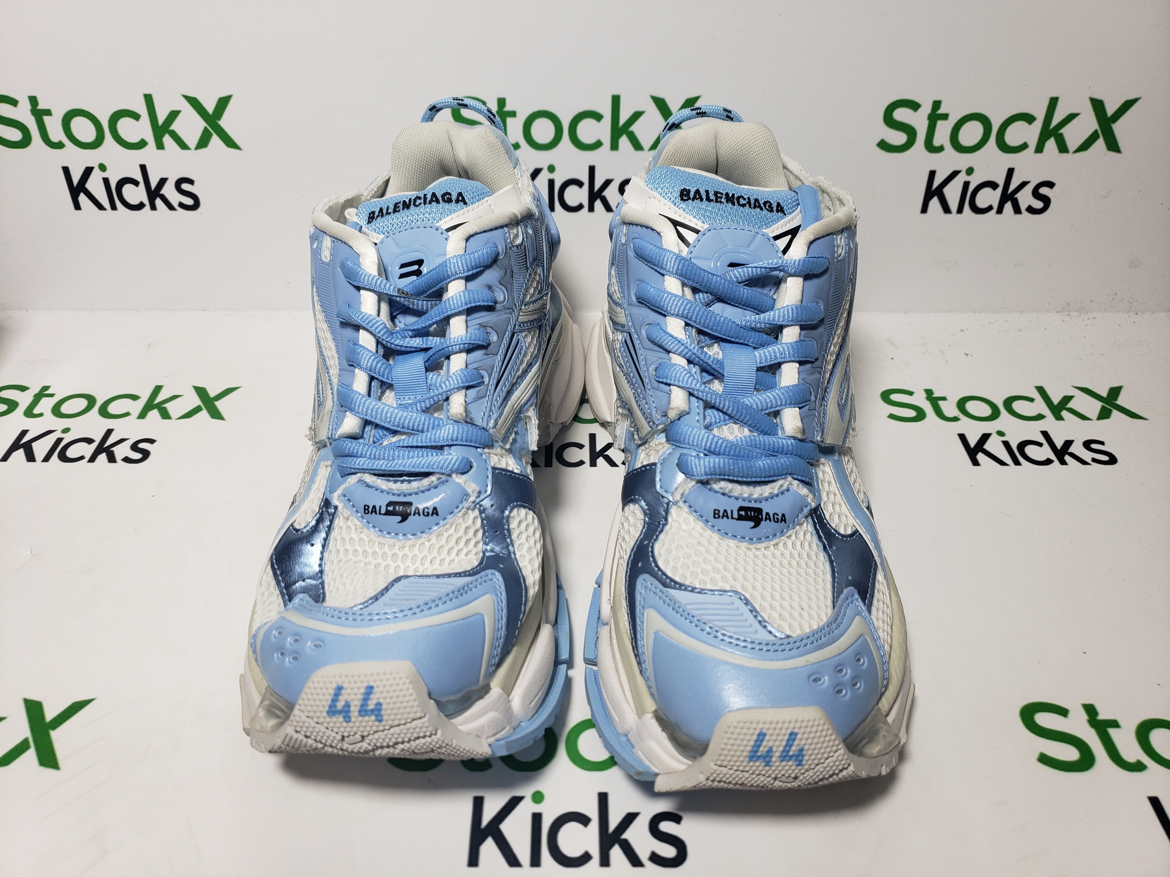 Balenciaga Runner White Light Blue 677402 W3RB2 9744 review Stockxkicks 01