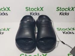 BALENCIAGA Pool Crocs Black 677389 W158E 1000 review Stockxkicks 02