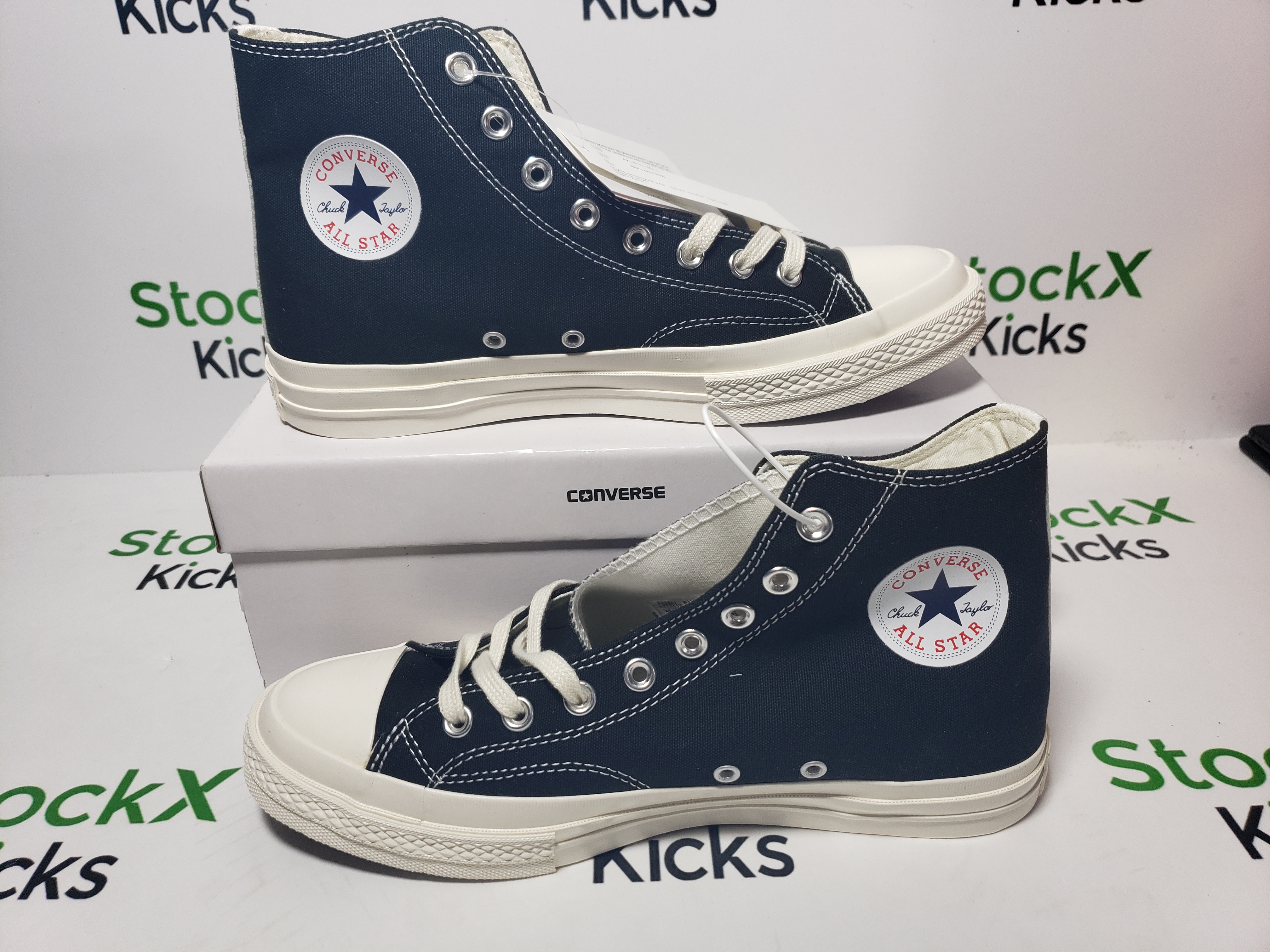 CDG Play x Converse Chuck Taylor All Star 70 High Top 150204C review Stockxkicks 03