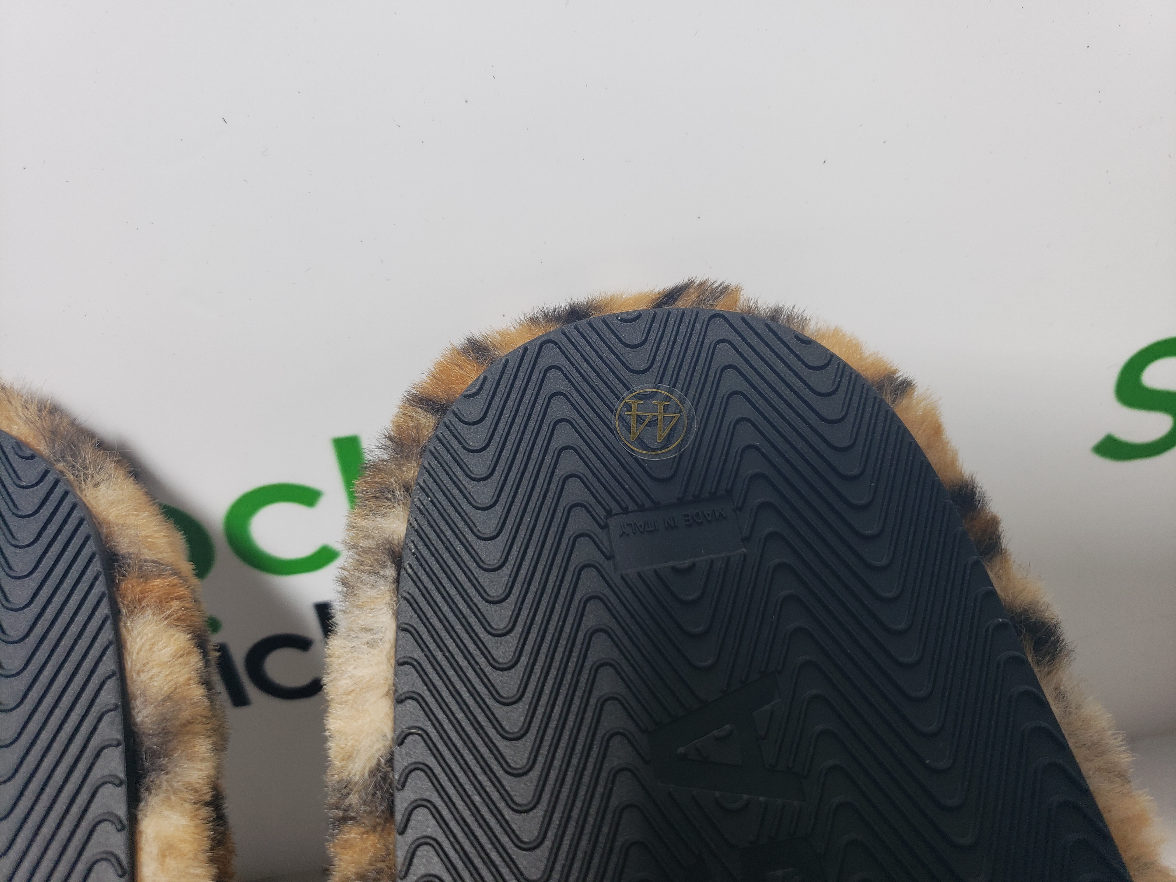 Balenciaga Furry Slides 'Leopard' CK20241225 review Stockxkicks 03