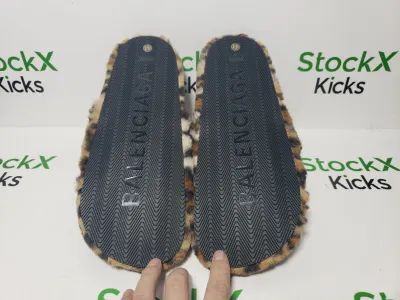Balenciaga Furry Slides 'Leopard' CK20241225 review Stockxkicks 04