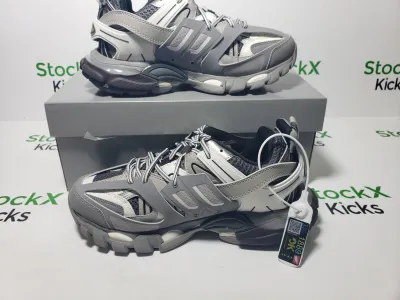 Balenciaga Track Tess S.Grey (LED) 555032 W1GB7 1214 review Stockxkicks  06