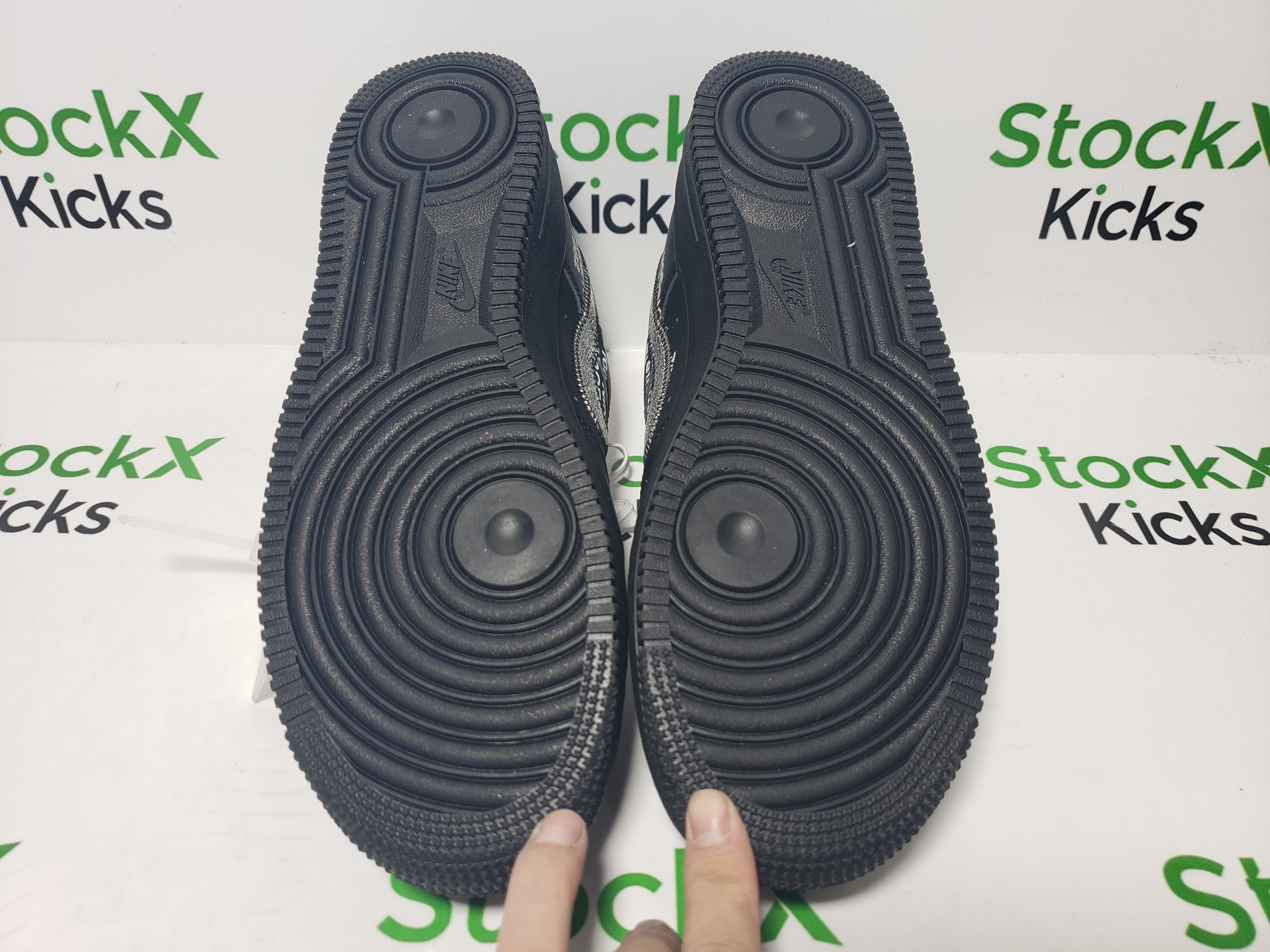 PK God Batch Nike Air Force 1 Low '07Virgil x MoMA (No Socks) AV5210-001 review Stockxkicks 04