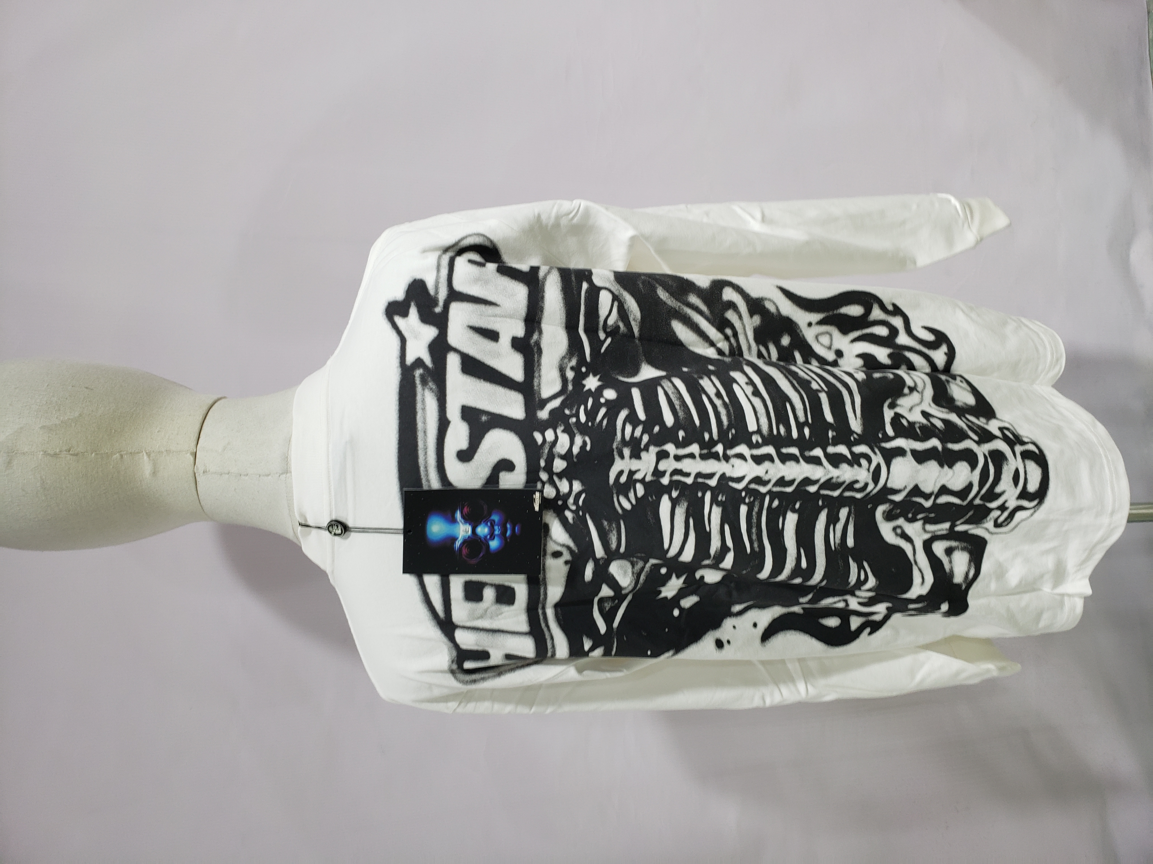 Hellstar Airbrushed Bones Longsleeve White CK20211225 review Stockxkicks 03