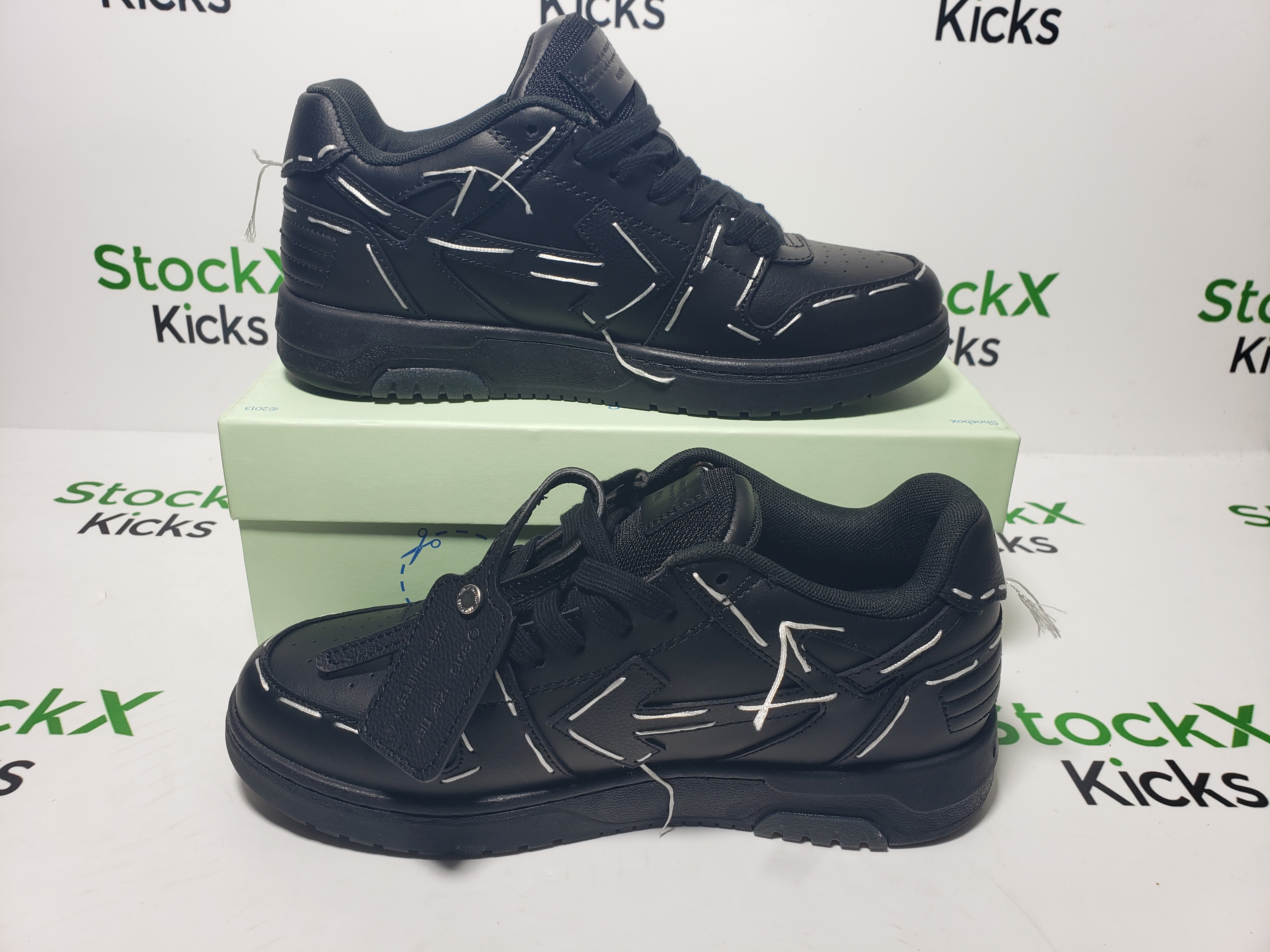 PK God Batch OFF-WHITE Out Of Black White Line OMIA189S 23LEA014 1010 review Stockxkicks 06