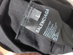 Balenciaga T-Shirt KT2356 review Stockxkicks 01