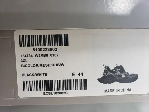 Balenciaga 3XL Sneaker Black And White 542228 W2RB8 1090 review 