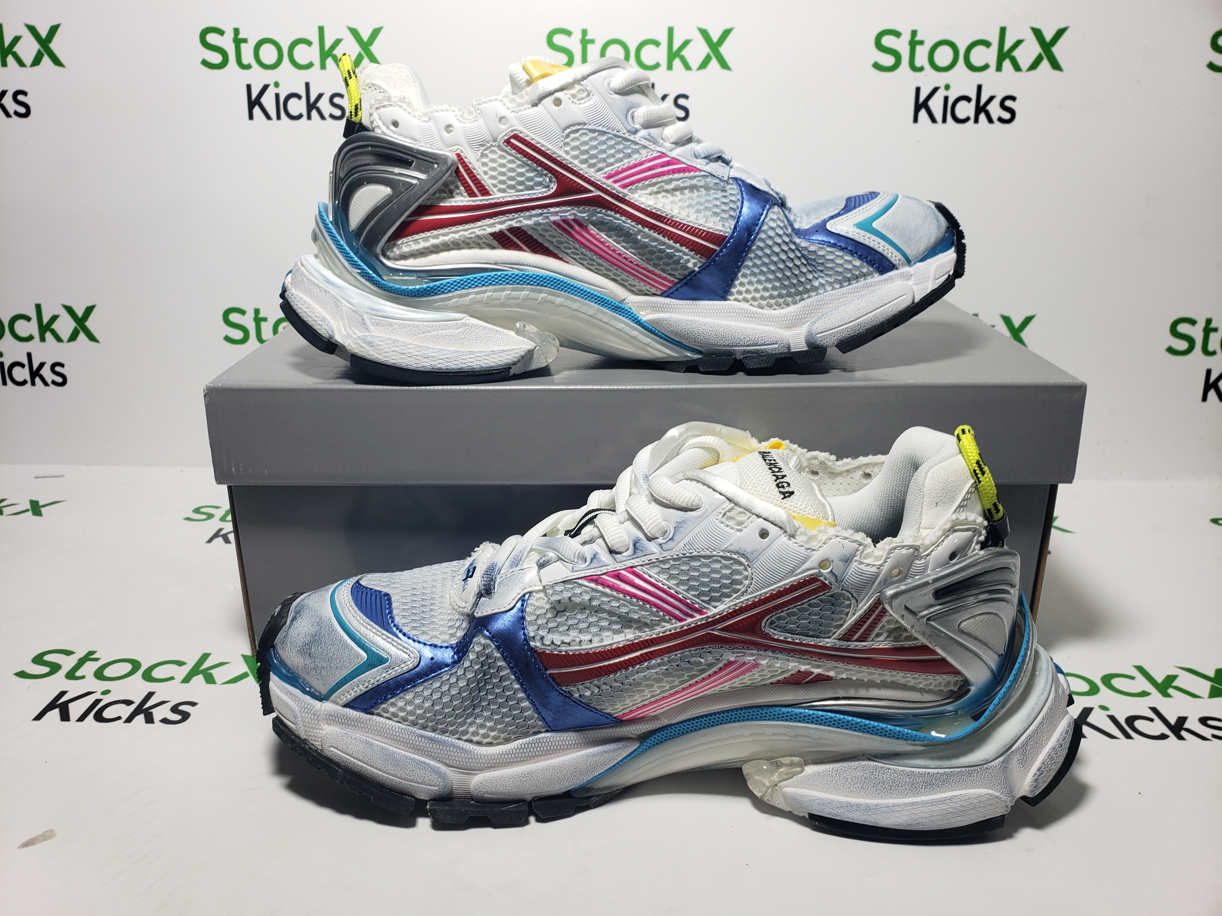Balenciaga Runner White Multicolor 772774W3RBW9645 review Stockxkicks 06