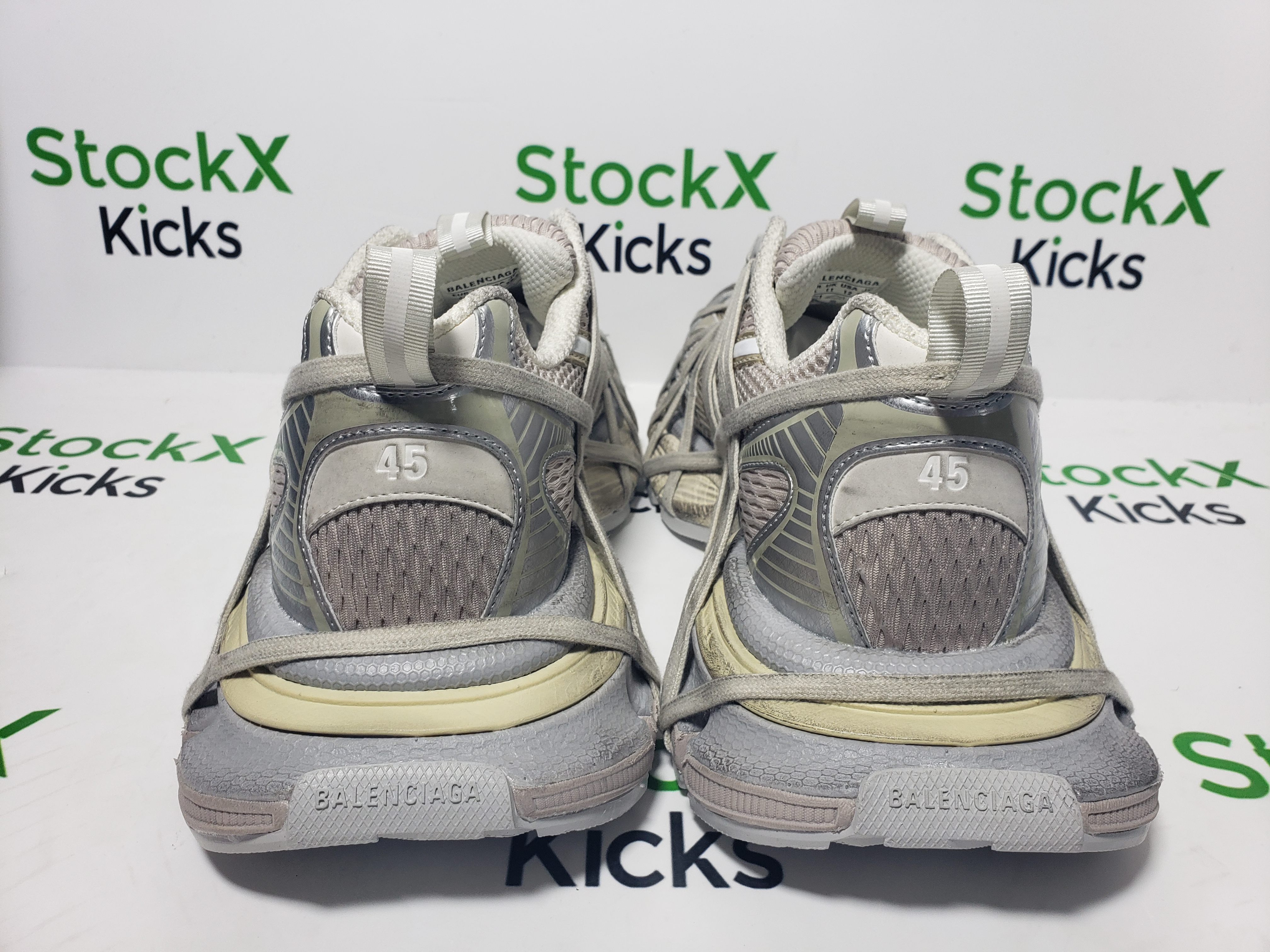 Balenciaga 3XL Sneaker Worn-Out - Brown Grey 778698 W3XLL 9191 review Stockxkicks 02