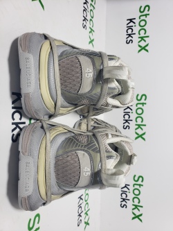 Balenciaga 3XL Sneaker Worn-Out - Brown Grey 778698 W3XLL 9191 review Stockxkicks 03