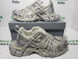 Balenciaga 3XL Sneaker Worn-Out - Brown Grey 778698 W3XLL 9191 review Stockxkicks 06