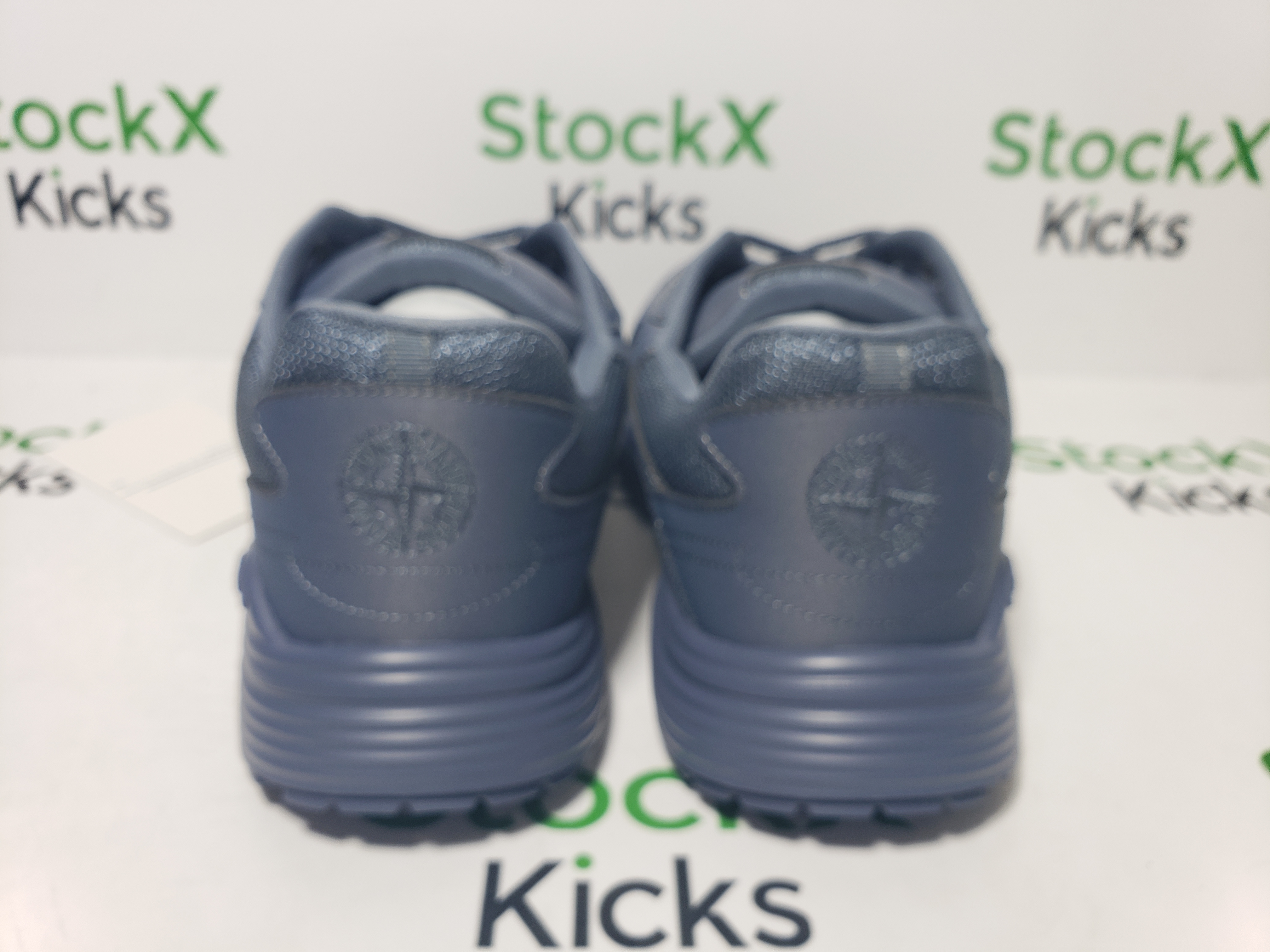 Dior B30 x Stone Island Sneaker Navy Blue CK241115 review Stockxkicks 02