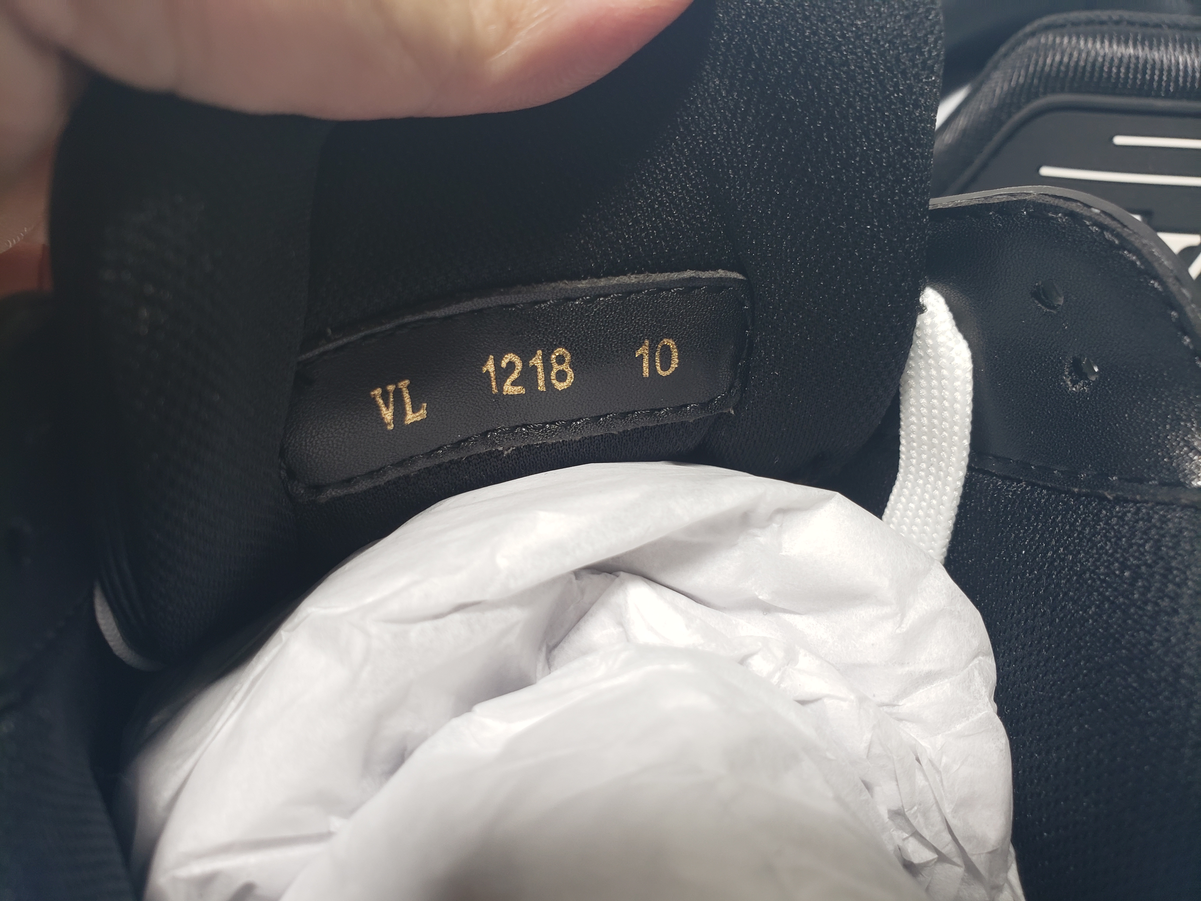 Louis Vuitton Trainer Sneaker Black 1AARF0 review Stockxkicks 03