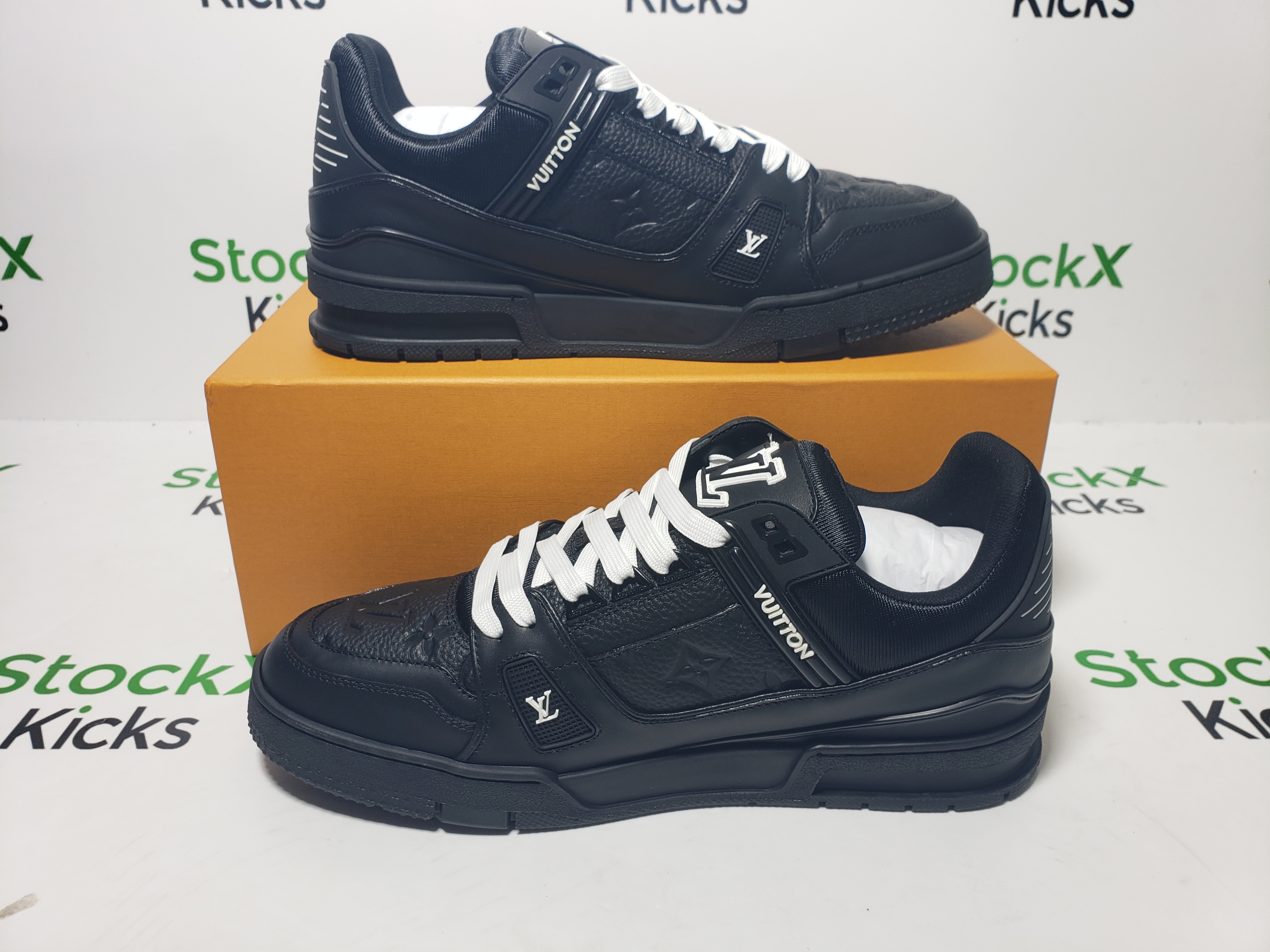 Louis Vuitton Trainer Sneaker Black 1AARF0 review Stockxkicks 06