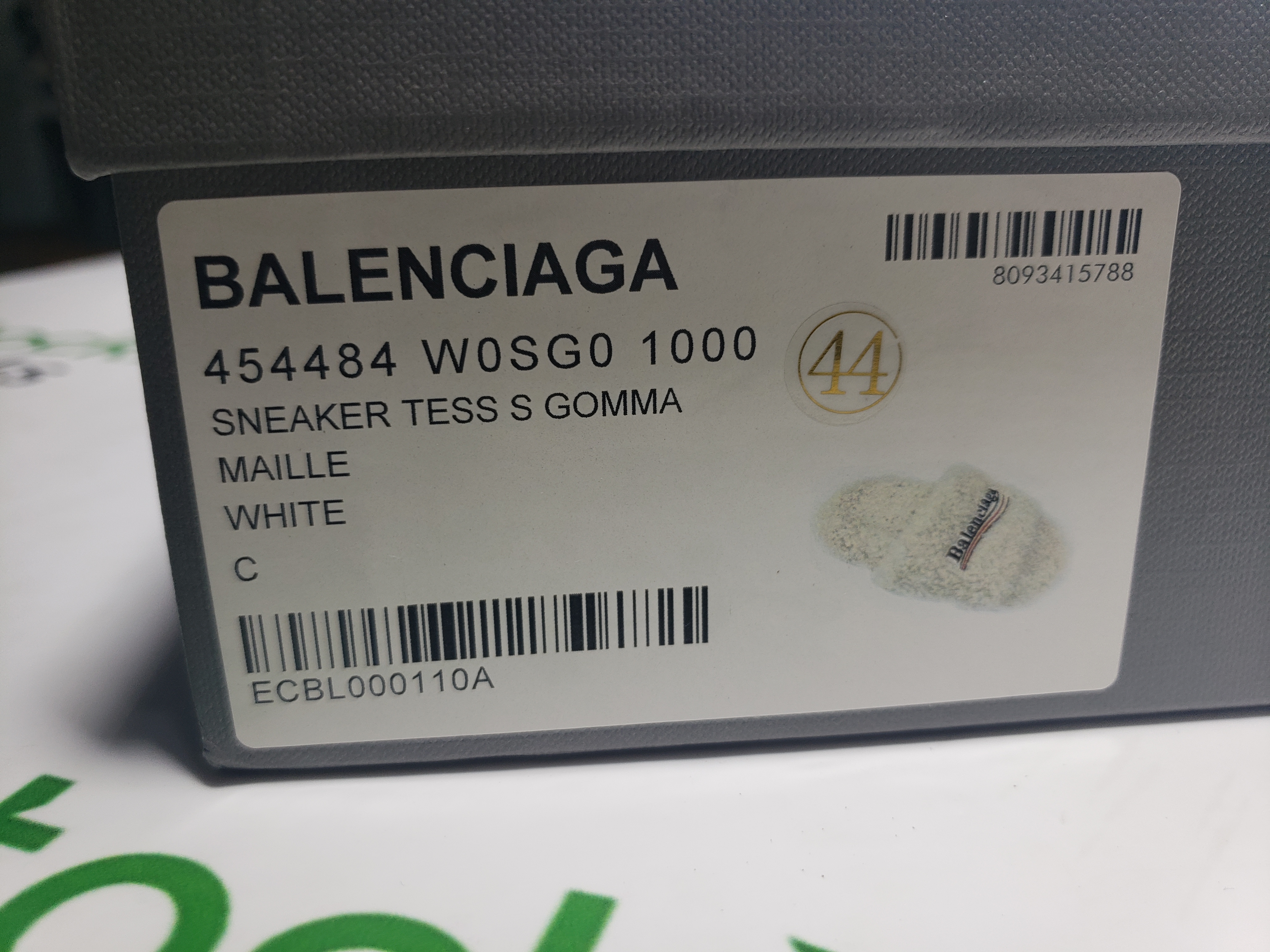 Balenciaga Furry Slide White review Stockxkicks 00