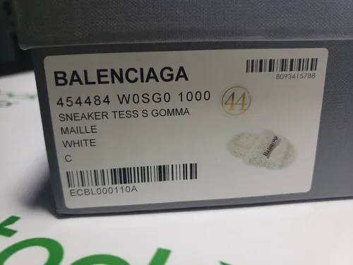 Balenciaga Furry Slide White CK 654261W2DO19906（QC needs at least 5 days or more） review 