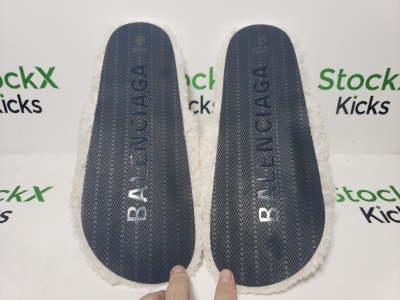 Balenciaga Furry Slide White CK 654261W2DO19906（QC needs at least 5 days or more） review Stockxkicks 04