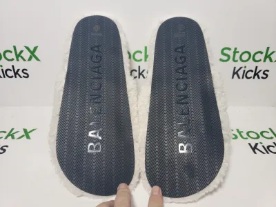 Balenciaga Furry Slide White CK 654261W2DO19906（QC needs at least 5 days or more） review Stockxkicks 04
