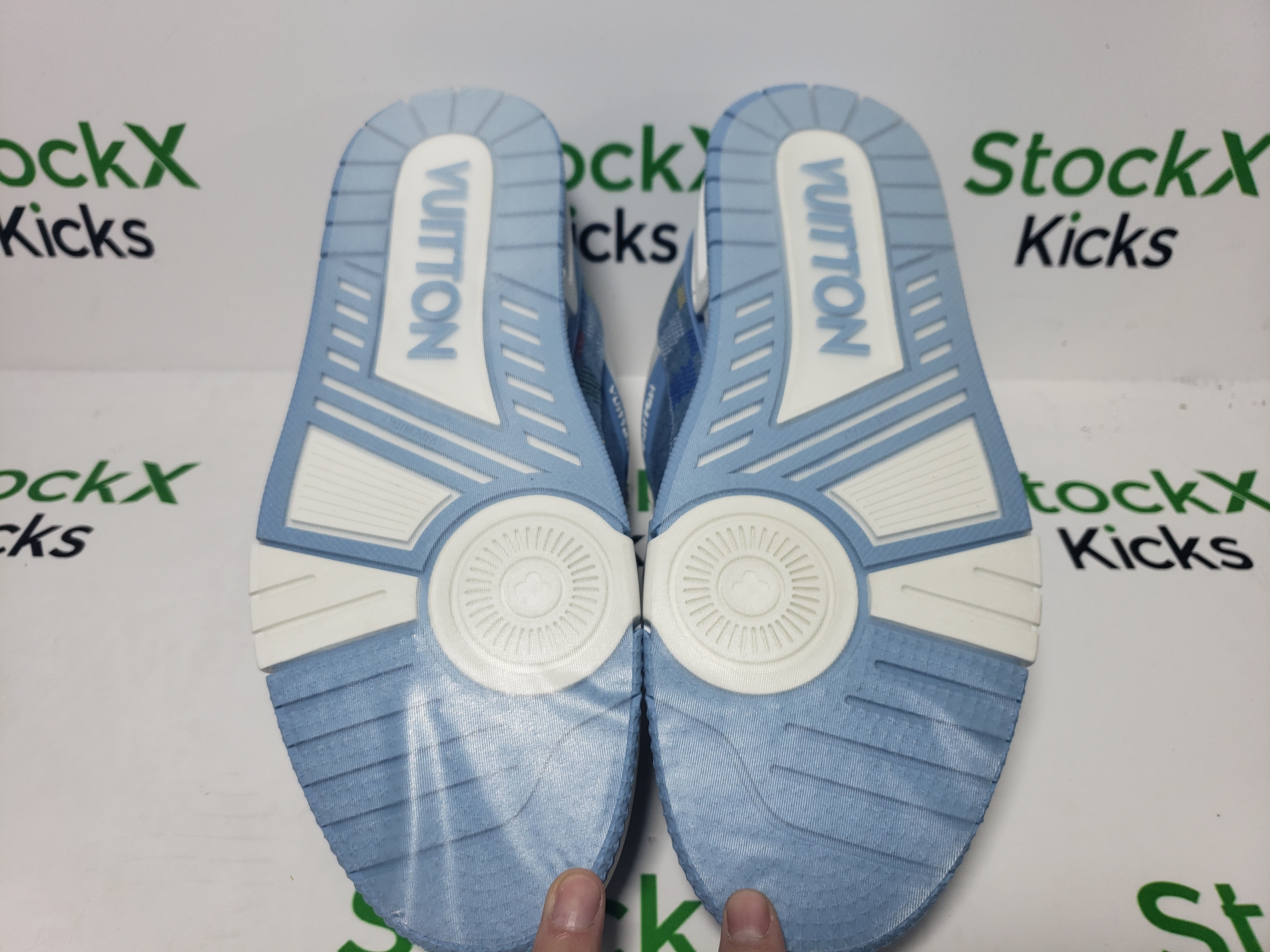 Louis Vuitton Trainer Sneaker Light Blue Grid 1AHCYA review Stockxkicks 04
