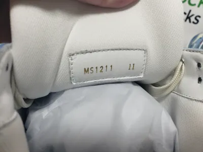 LV Trainer Sneaker Light Blue Grid 1AHCYA review Stockxkicks 03