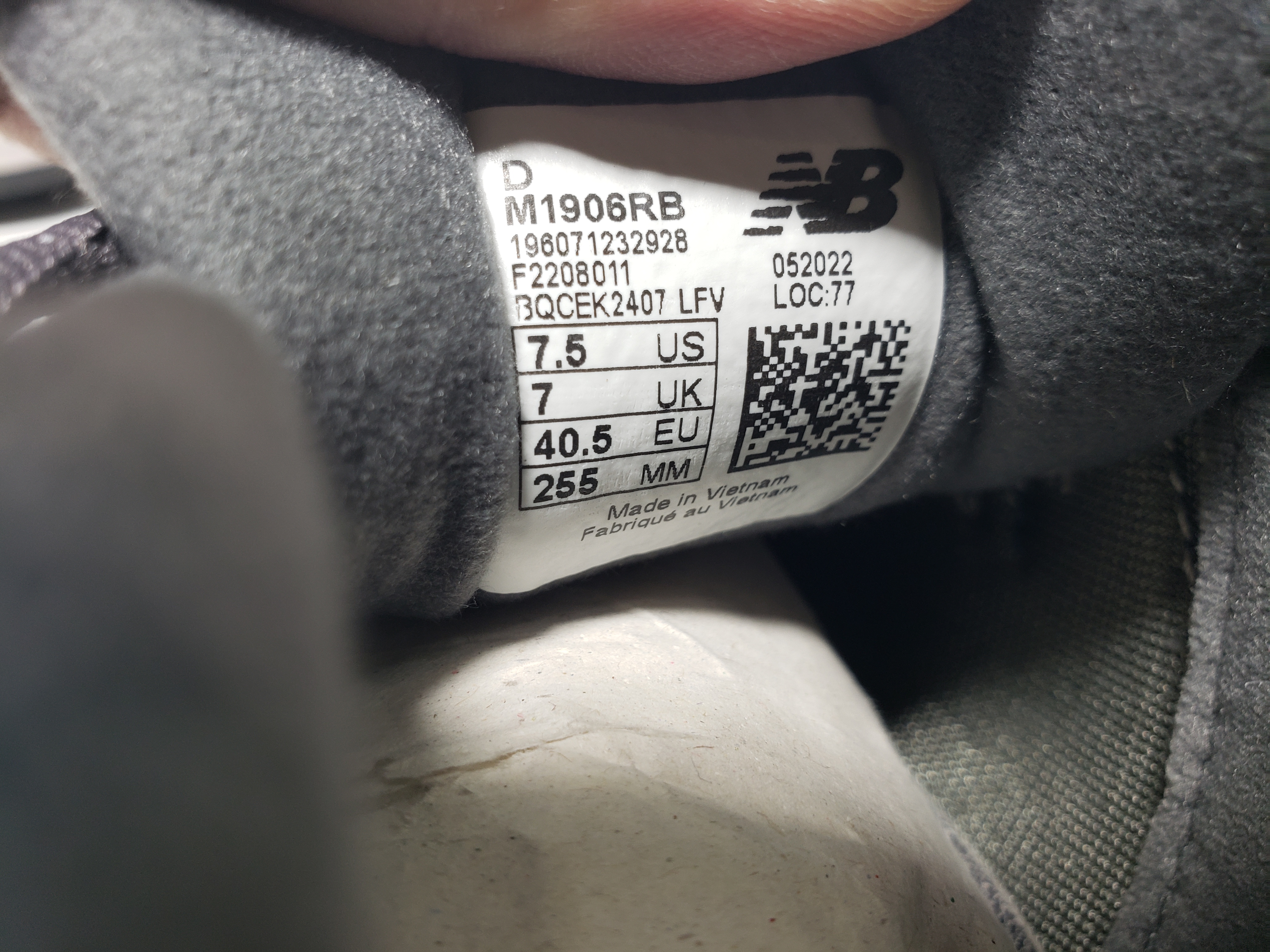 NEW BALANCE Grey M1906RB review Stockxkicks 03