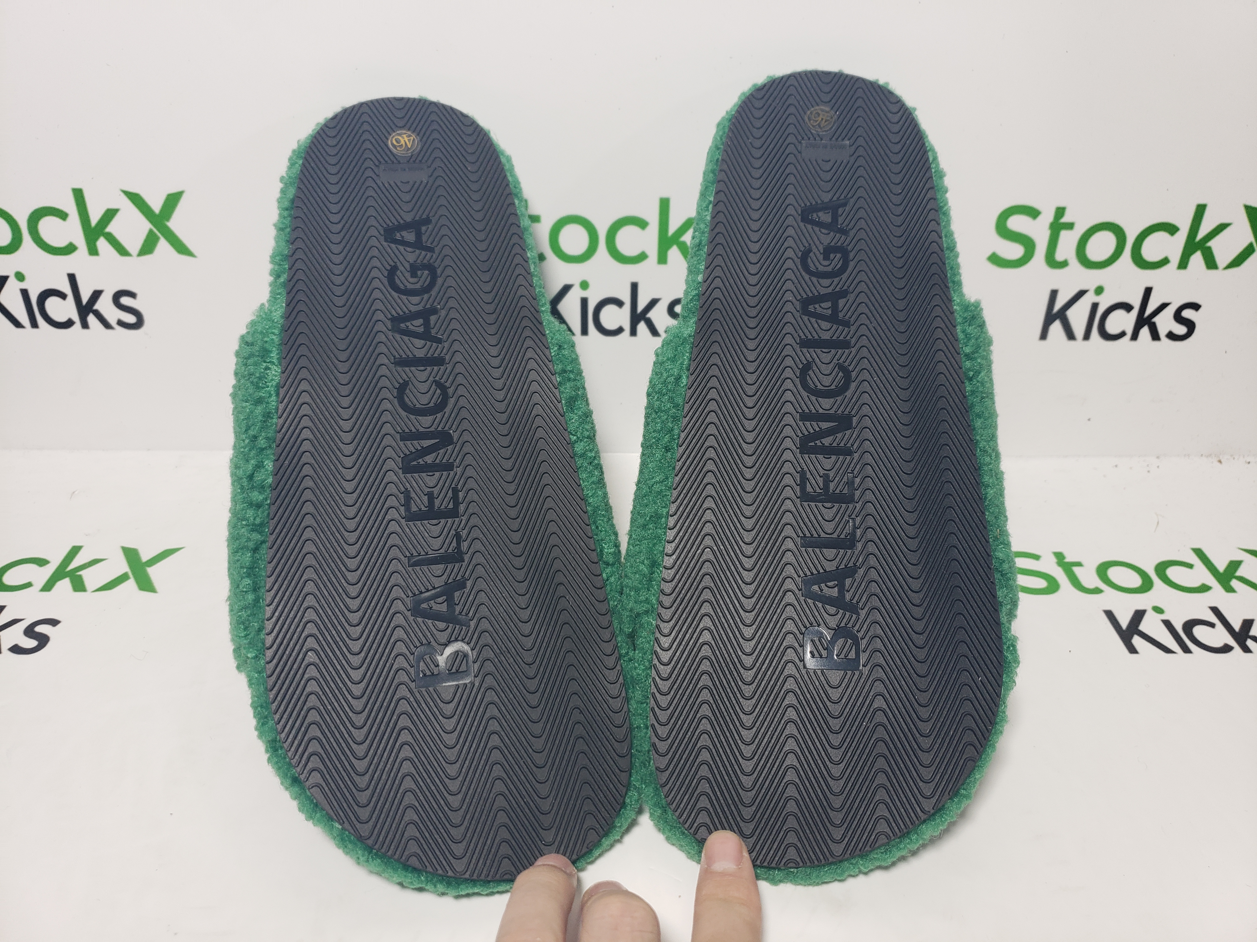 Balenciaga Furry Slide Green CK 654261W2DO13060（QC needs at least 5 days or more） review Stockxkicks 04
