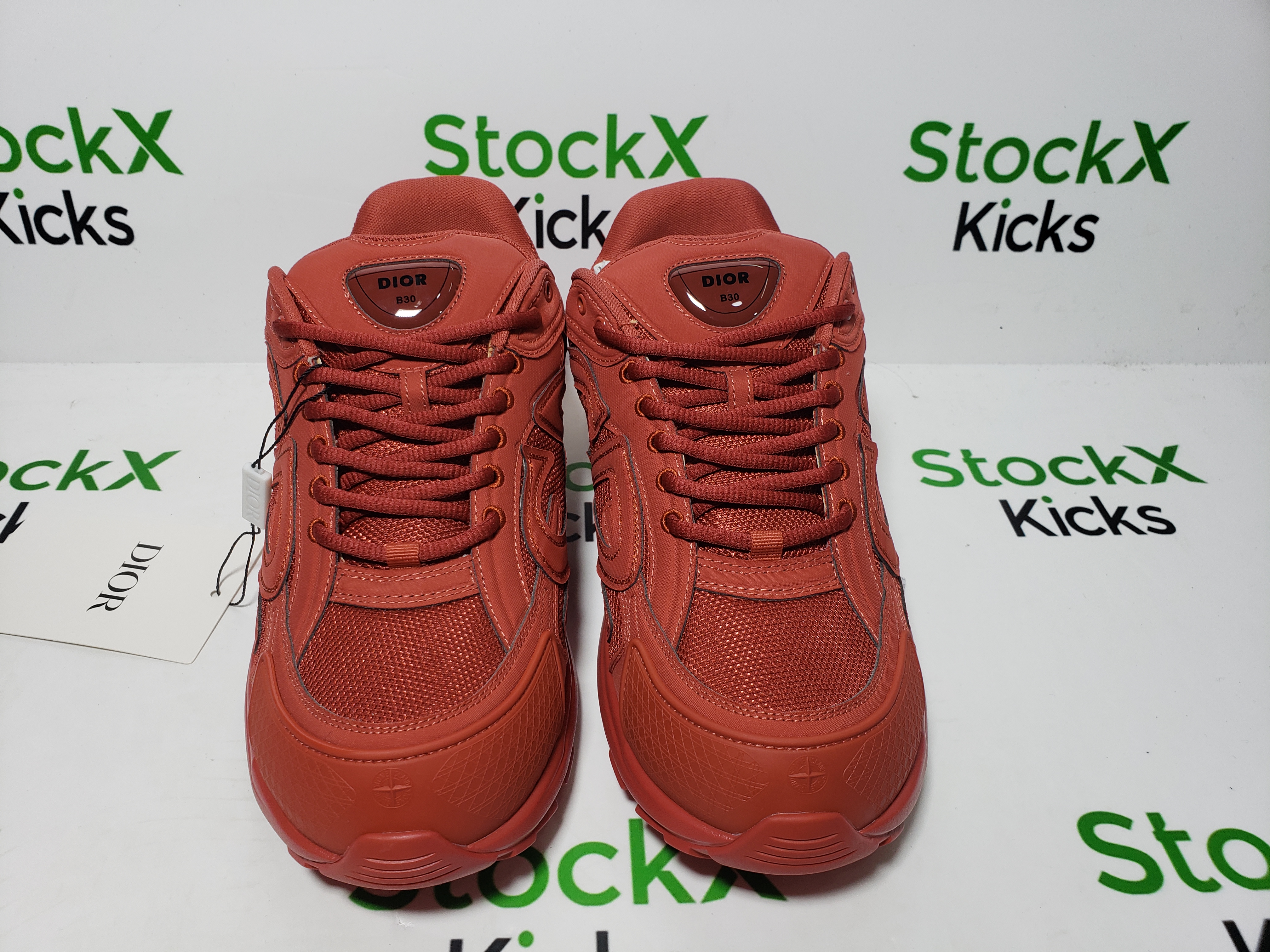 Dior B30 x Stone Island Sneaker Red CK241115 review Stockxkicks 01