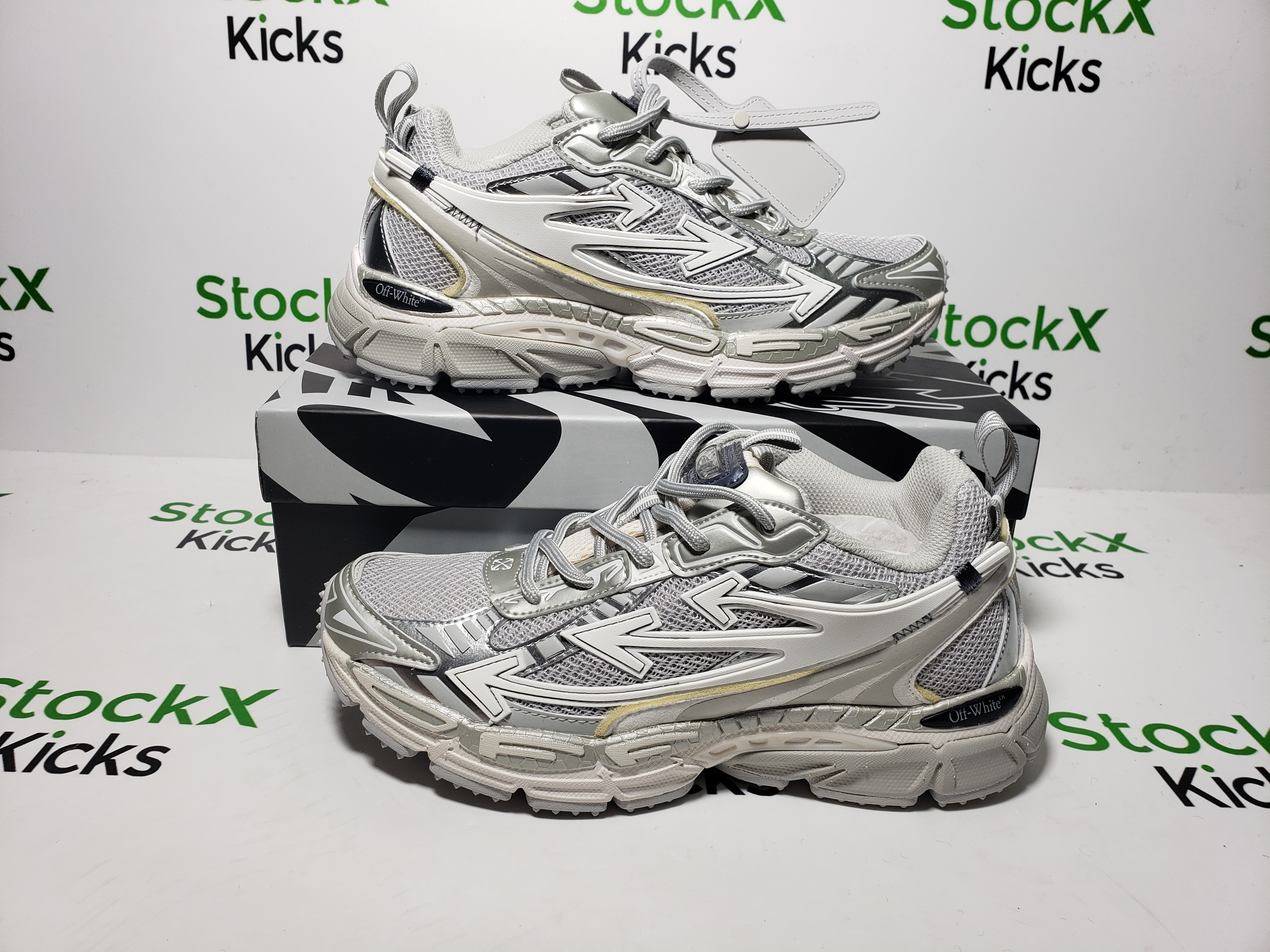 Off White Be Right Back Sneakers Military White Gray OMIA295F24 FAB00 10606 review Stockxkicks 06