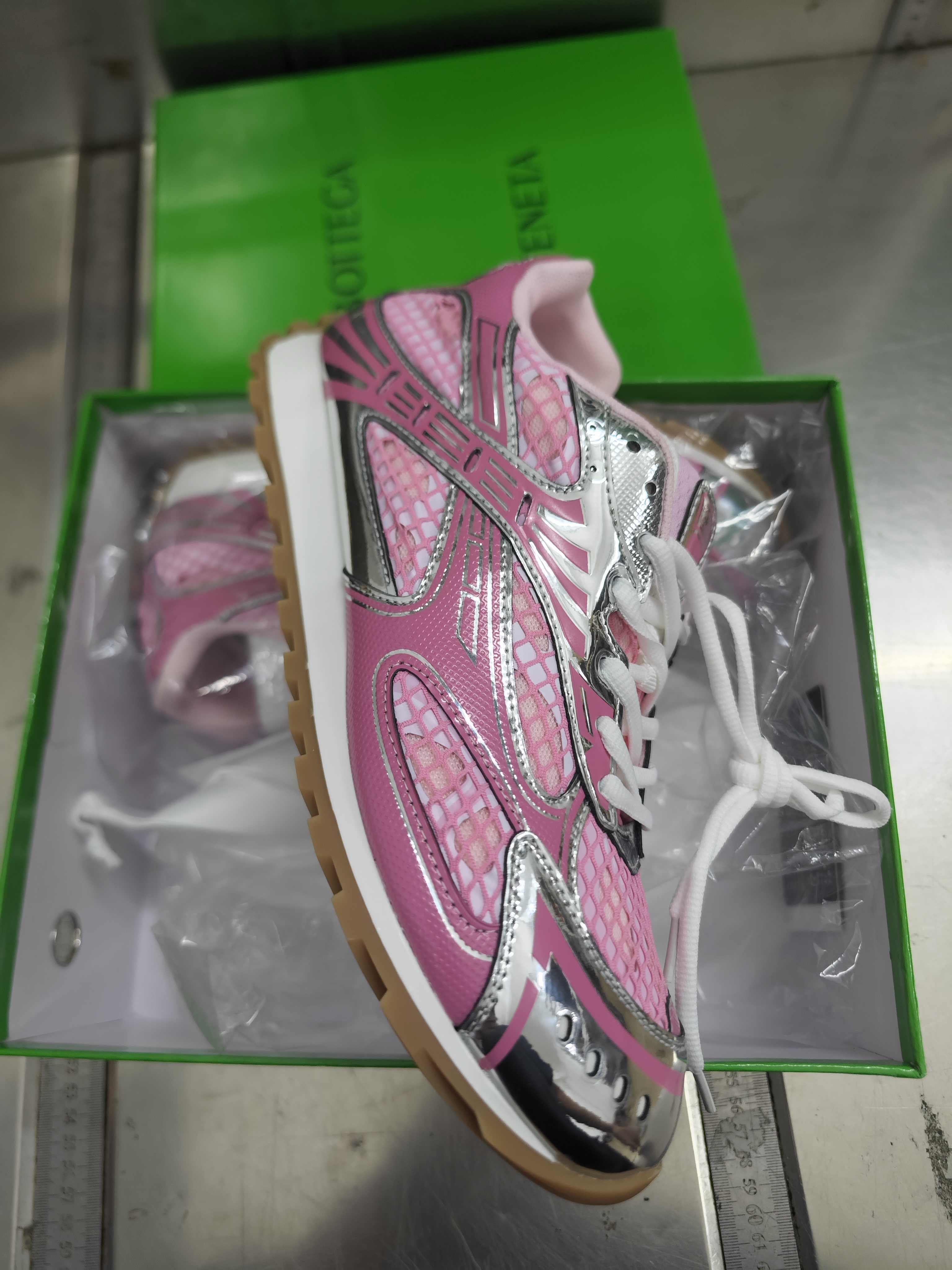 Bottega Veneta Orbit Pink （WOMEN） review Stockxkicks 01