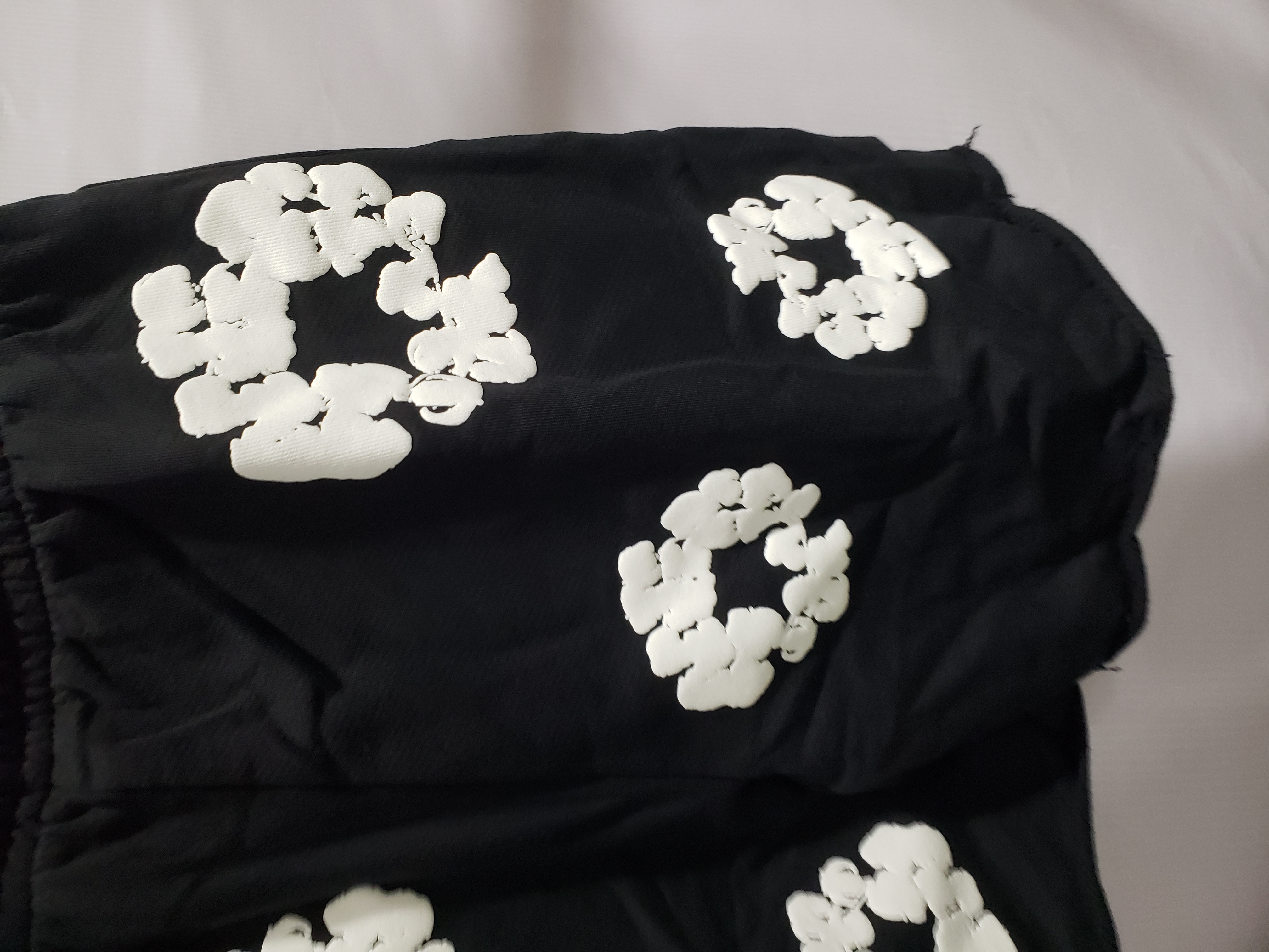 Denim Tears The Cotton Wreath Shorts Black review Stockxkicks 01