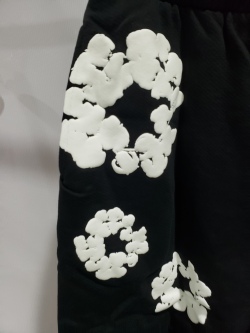 Denim Tears The Cotton Wreath Shorts Black review Stockxkicks 03