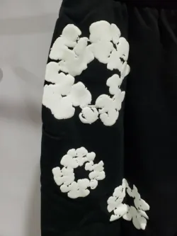 Denim Tears The Cotton Wreath Shorts Black review Stockxkicks  03