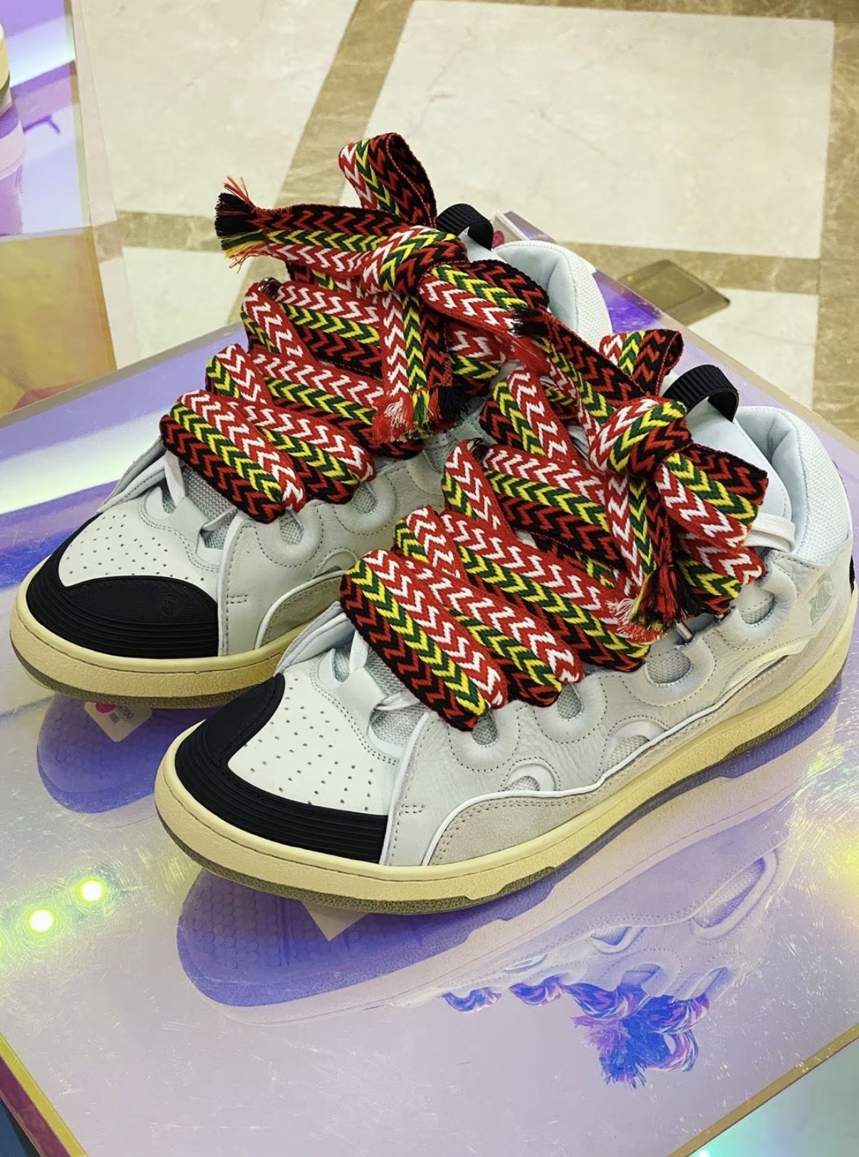 Lanvin Leather Curb White Ivory FM-SKRK11-DRAG-A2000 review lesly aguilar