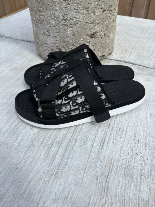 DIOR ALPHA Sandals 3SA081YXV_H961 review 