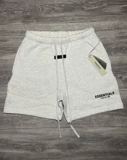 Fear of God Essentials Shorts CX58 LC8893 review Adrian Quintero