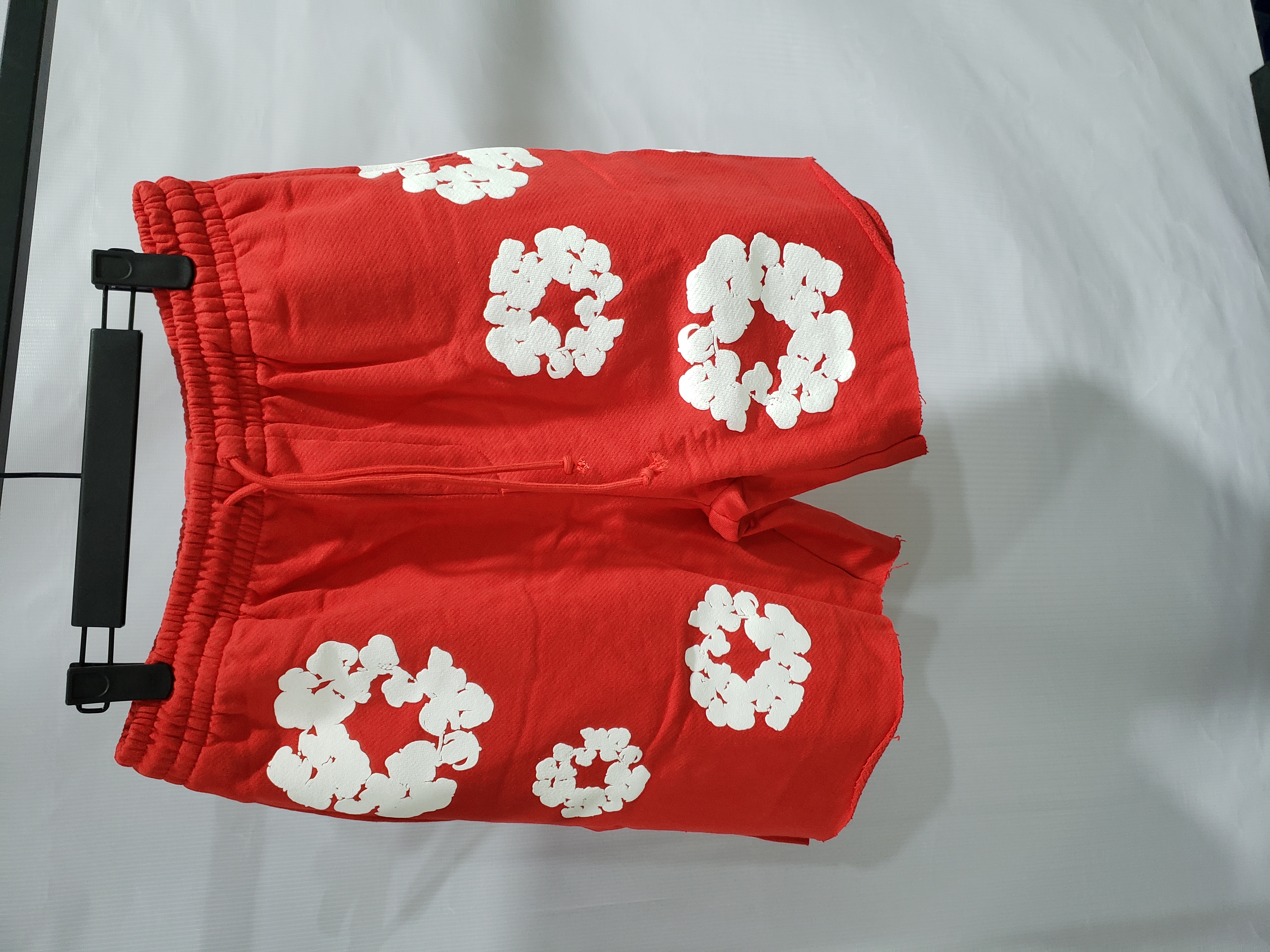 Denim Tears The Cotton Wreath Shorts Red review stockxkicks 01