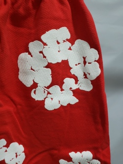 Denim Tears The Cotton Wreath Shorts Red review stockxkicks 04