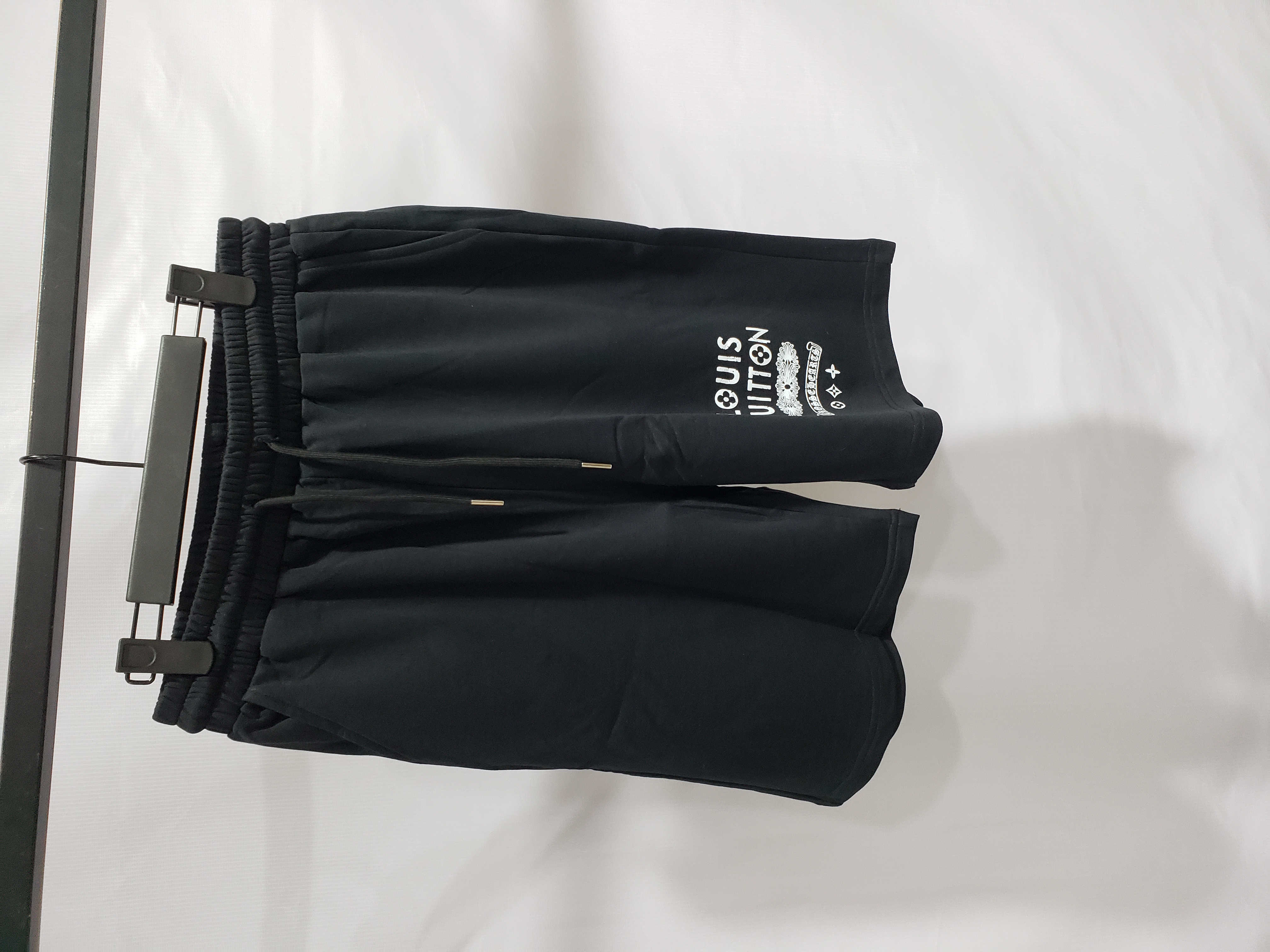 Louis Vuitton Shorts 204653 review stockxkicks 01