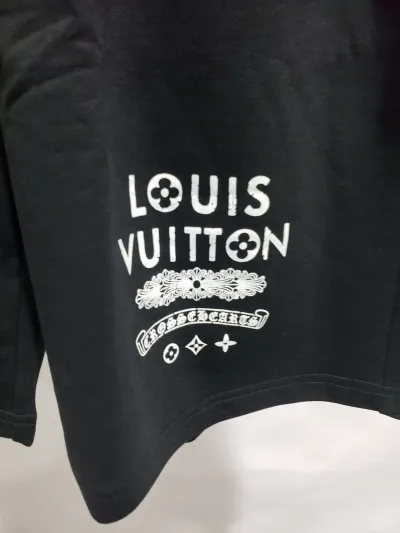 Louis Vuitton Shorts 204653 review stockxkicks 02