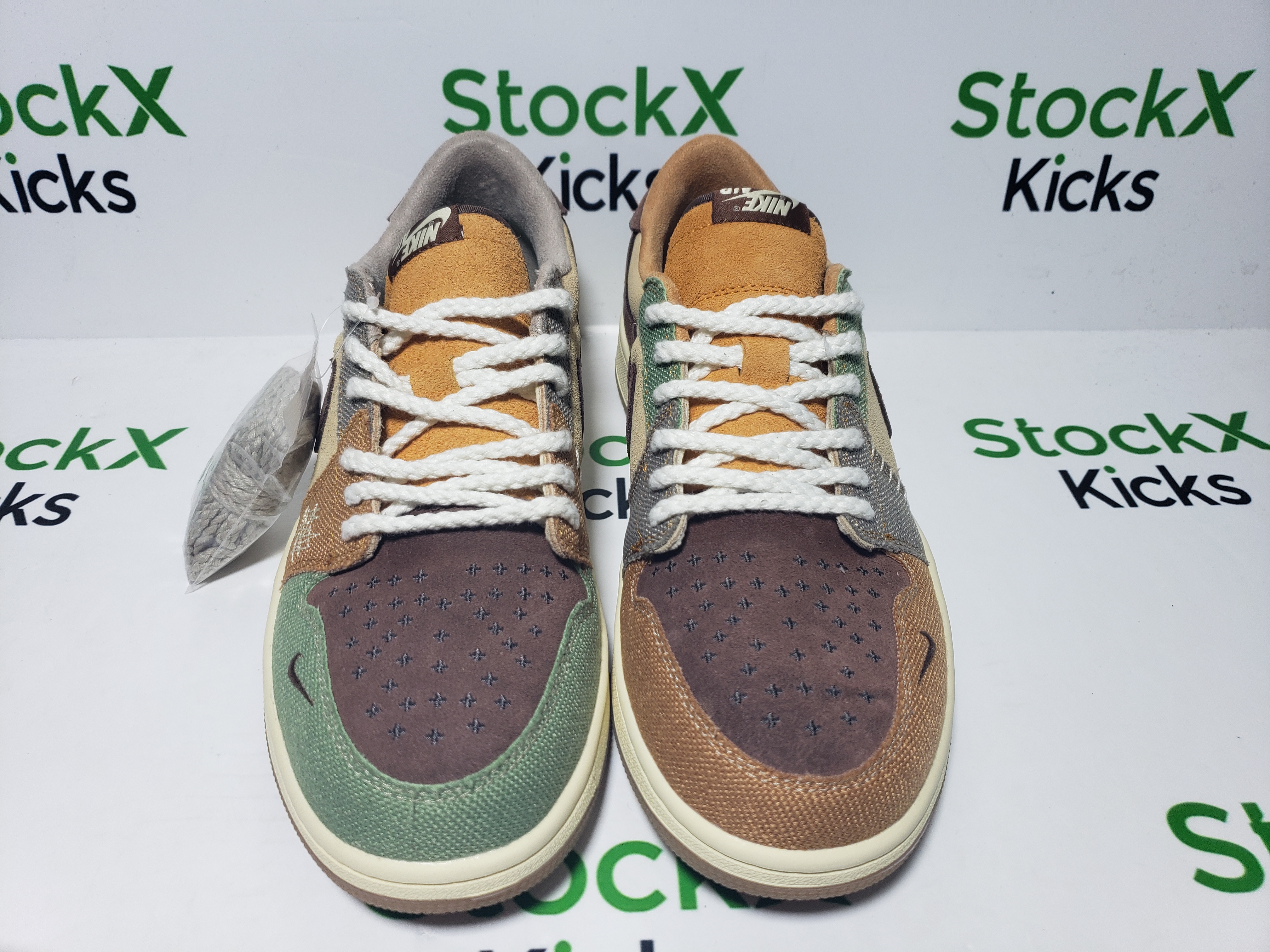 LJR Batch Nike Air Jordan 1 Retro Low OG "Zion Williamson Voodoo" DZ7292-200 review stockxkicks 01