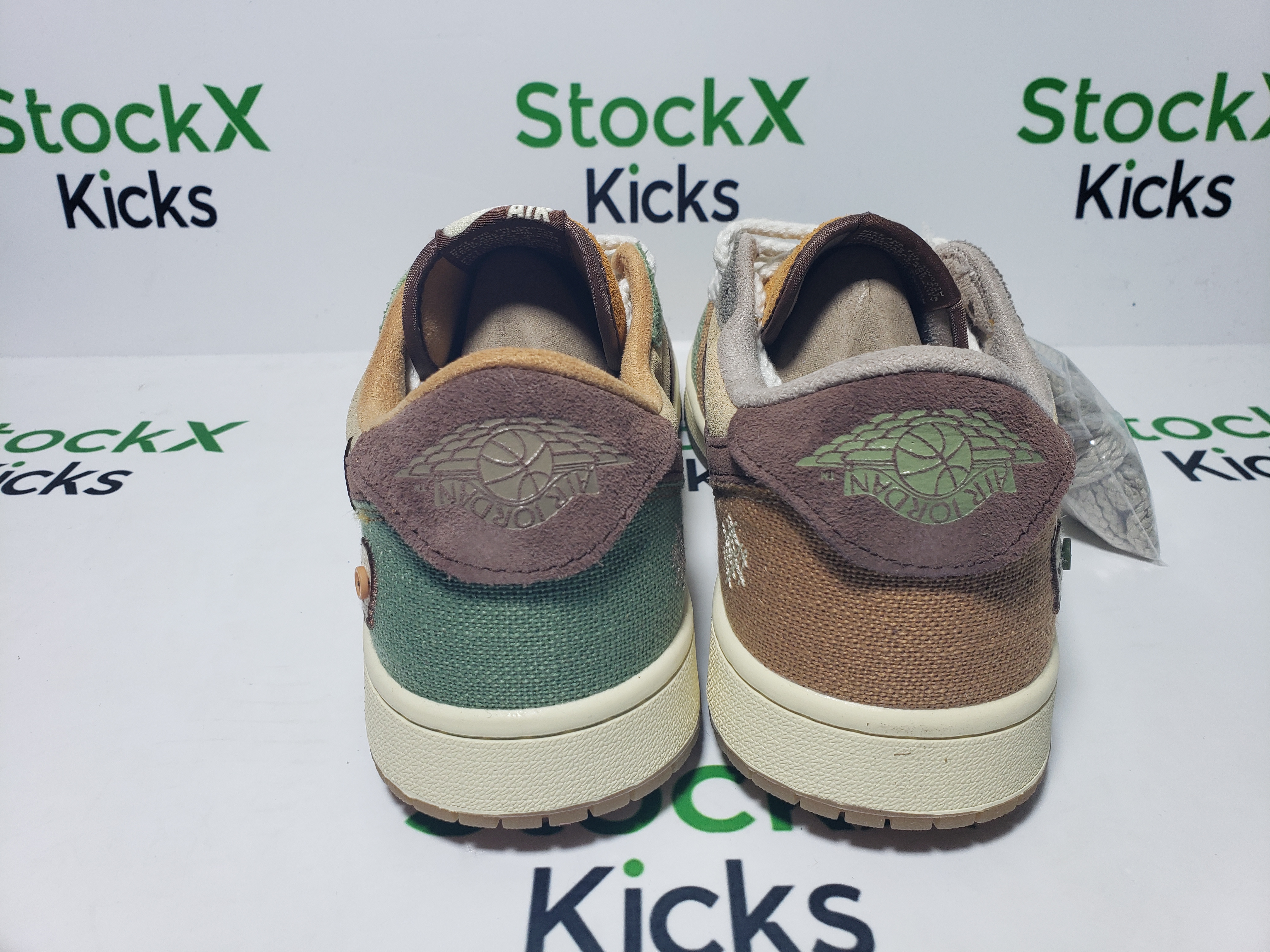 LJR Batch Nike Air Jordan 1 Retro Low OG "Zion Williamson Voodoo" DZ7292-200 review stockxkicks 02