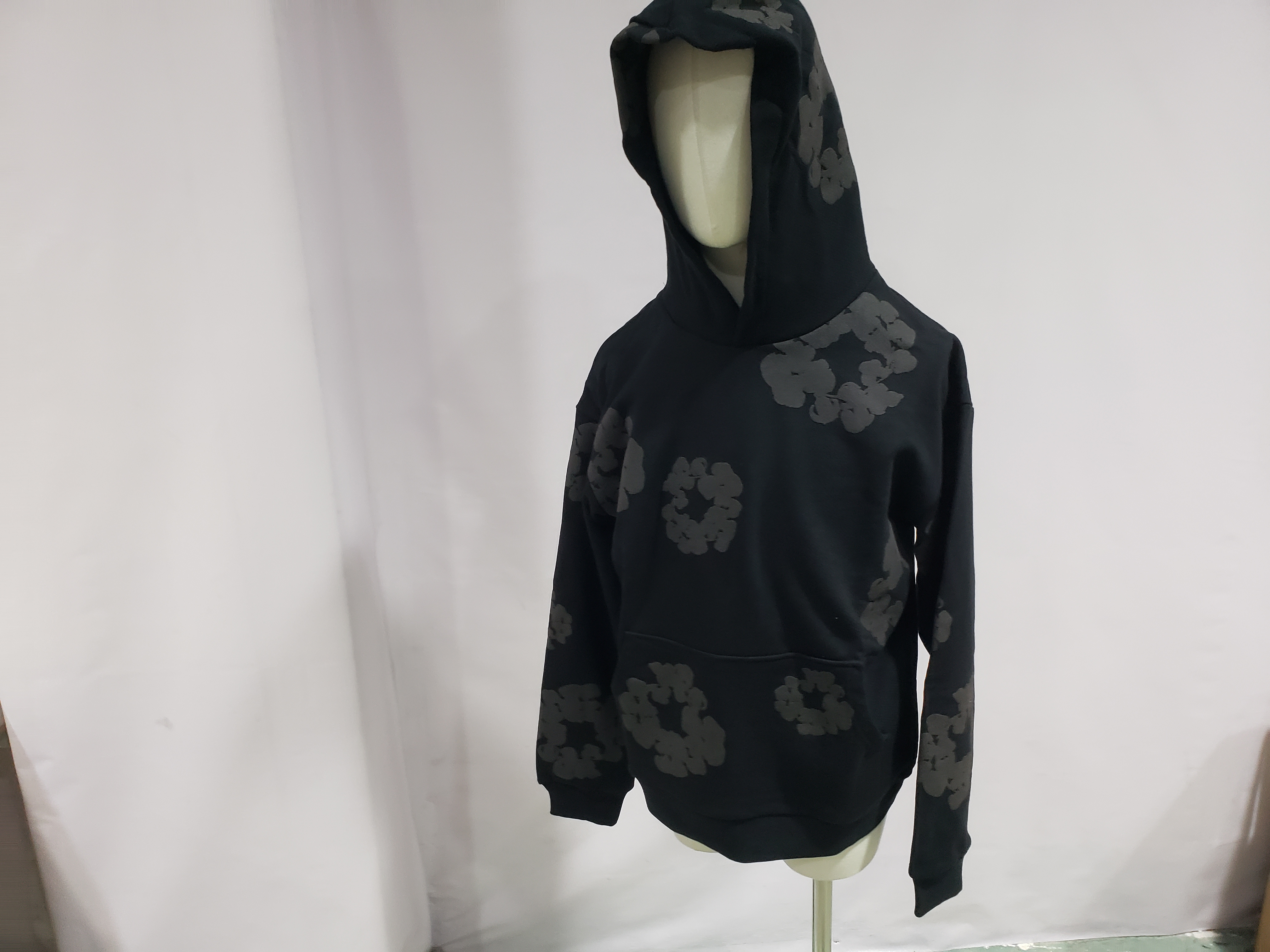Denim Tears Cotton Wreath Hoodie Black Monochrome review stockxkicks 00