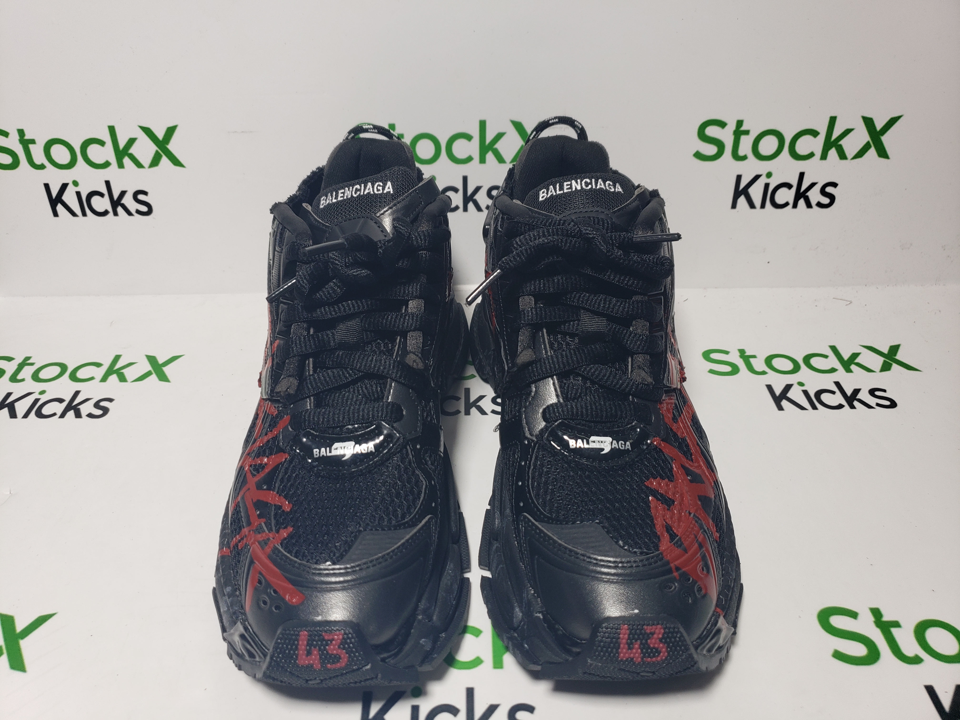 Balenciaga Runner Graffiti Black Red 677402 W3RB1 0102 review stockxkicks 01