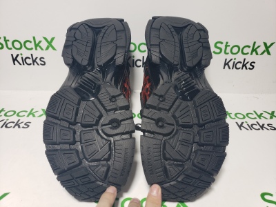 Balenciaga Runner Graffiti Black Red 677402 W3RB1 0102 review stockxkicks 04