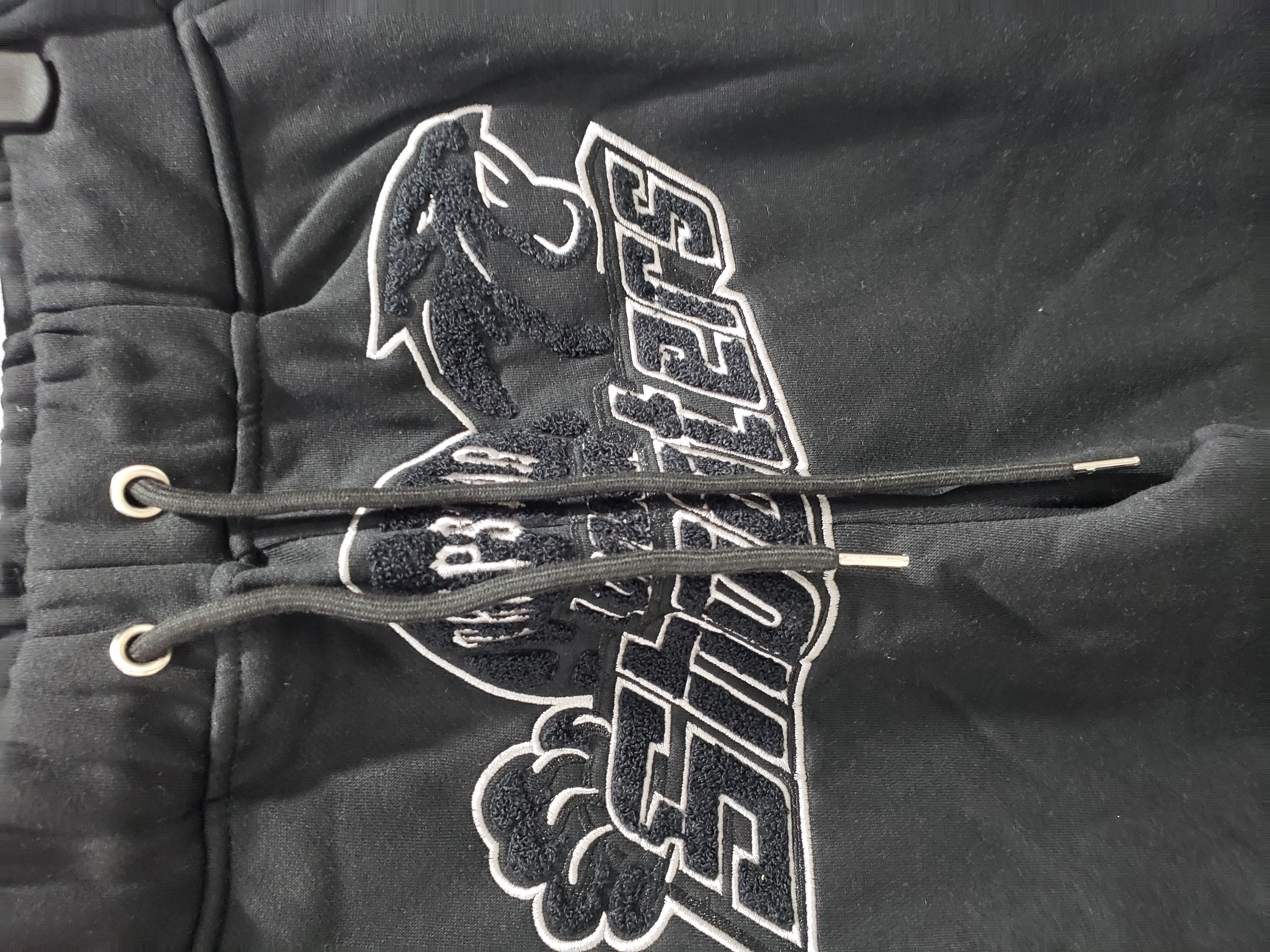 Trapstar Blakc Shooters Hoodie Sweatpant Tracksuit Black Red CK 241206 review stockxkicks 06