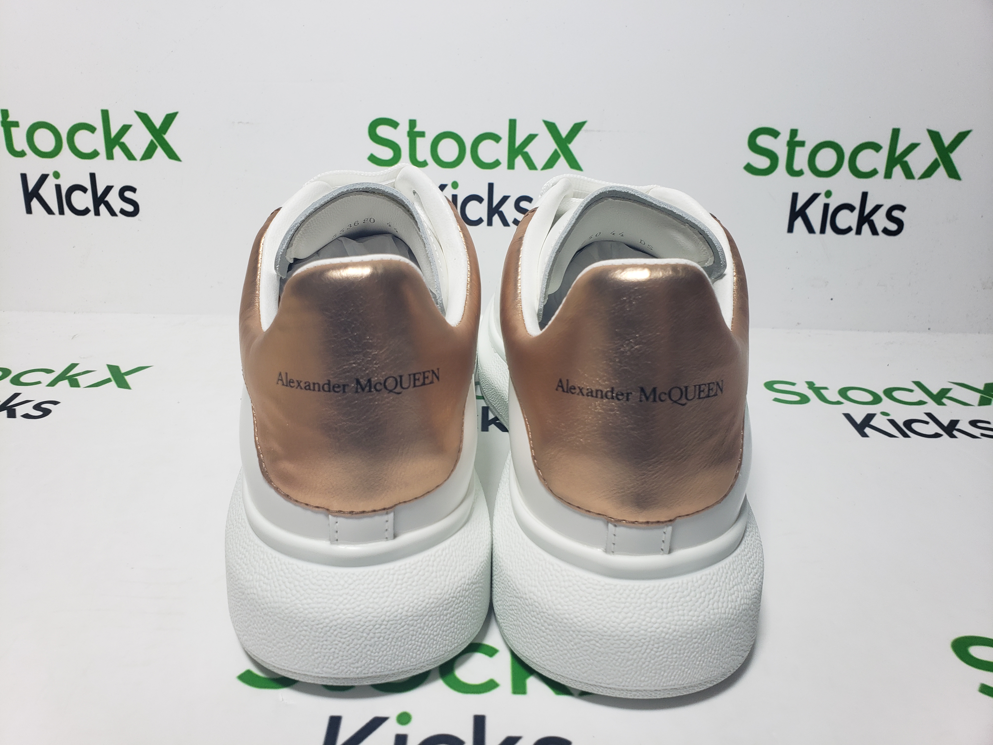 Alexander McQueen Sneaker Golden Tail review stockxkicks 02