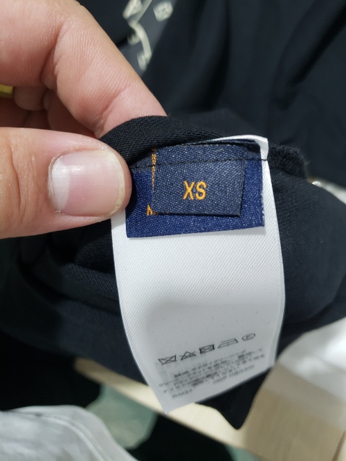 Louis Vuitton T-Shirt 202285 review 