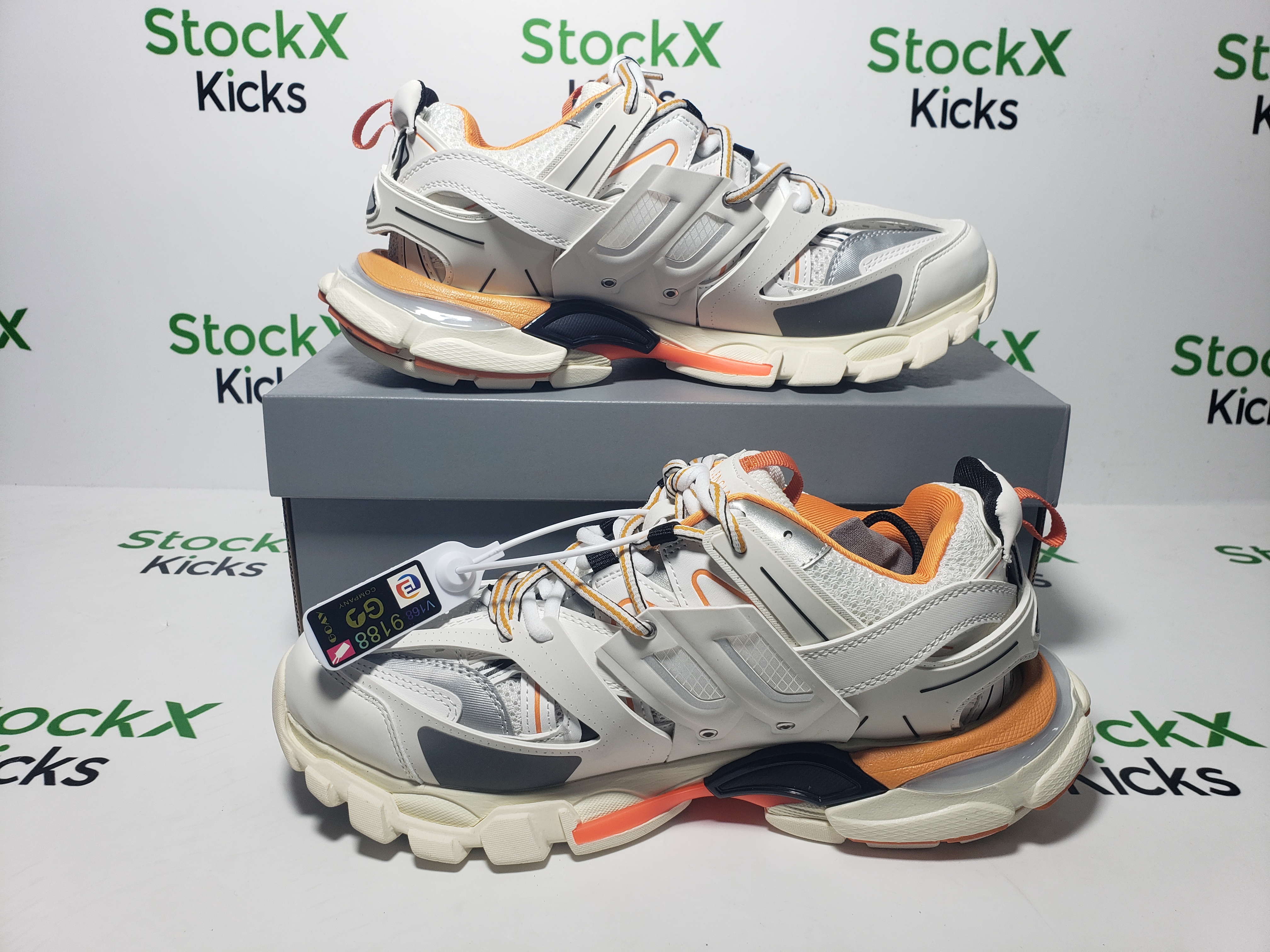 Balenciaga Track Tess S.White Orange (LED) 542436 W1GB7 9059 review stockxkicks 06