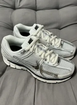 Nike Zoom Vomero 5 Photon Dust Metallic Silver FD0884-025 review Youvenson
