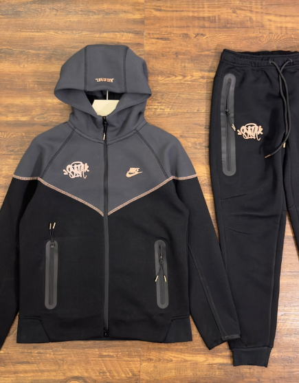 Nike Sportswear x Central Cee Tech Fleece Hoodie & Joggers Set NY HQ3749-010/HQ3748-010 review Romain Lyn 00
